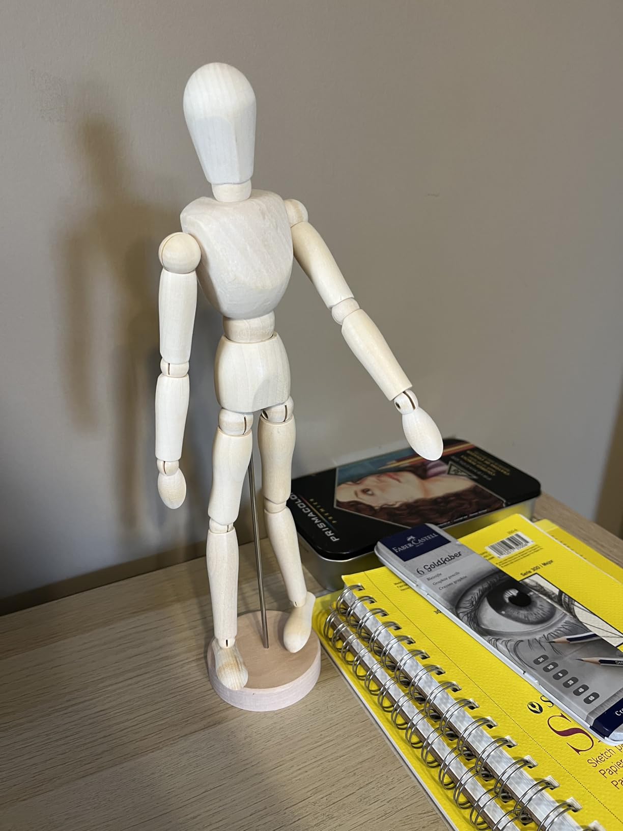 HSOMiD 12'' Artists Wooden Manikin Jointed Mannequin Perfect for Home Decoration / Drawing The Human Figure (A) customer photo 1