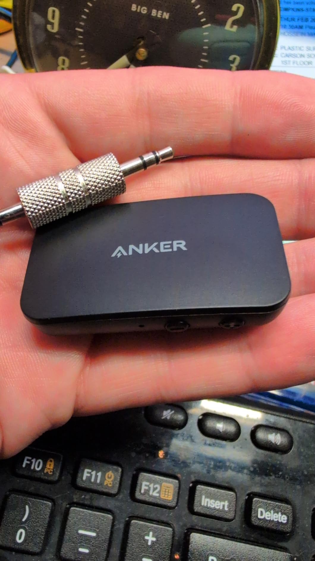 Anker Soundsync Bluetooth Receiver for Music Streaming with Bluetooth 5.0, Dual Device Connection, Handsfree Calls, 12-Hour Battery Life, for Car & Home Stereo customer photo 2