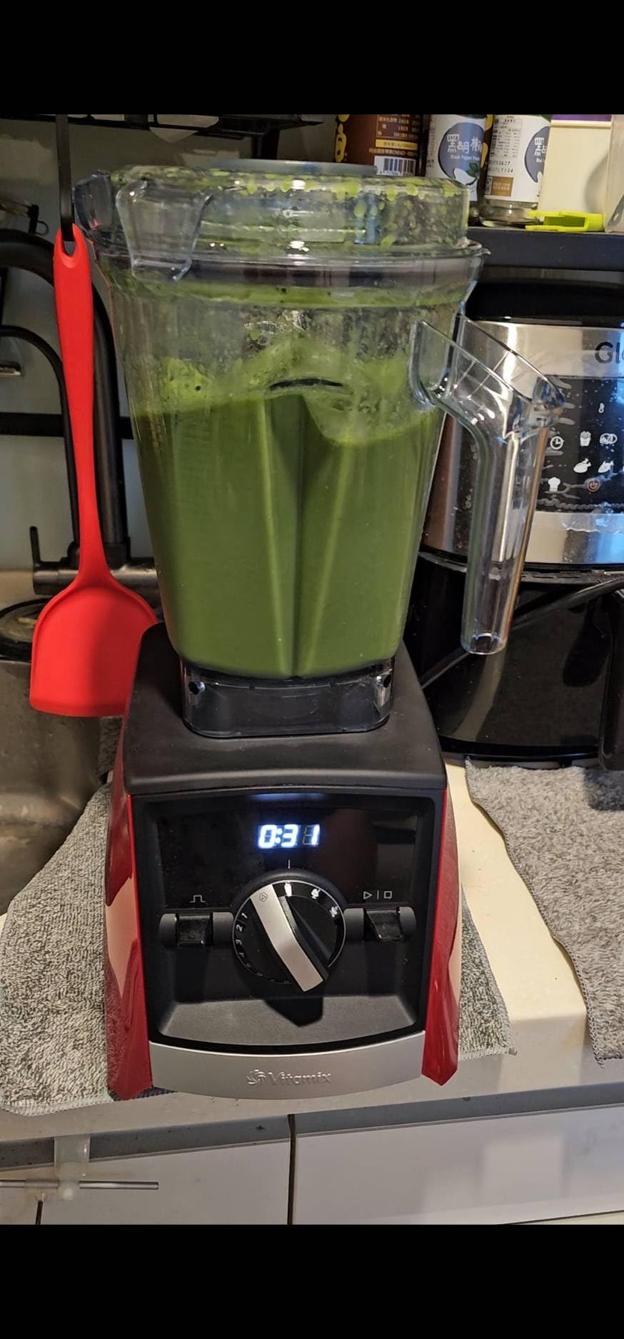 Vitamix A2500 Ascent Series Smart Blender, Professional-Grade, 64 oz. Low-Profile Container, Black (Renewed Premium) customer photo 1
