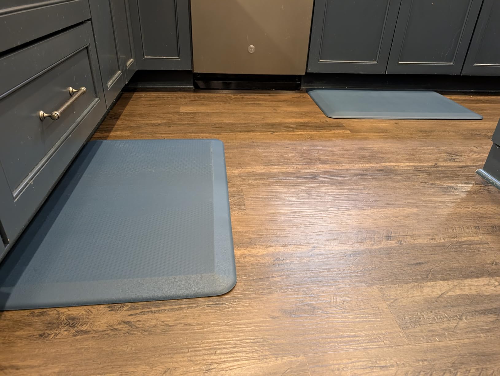 GORILLA GRIP Cushioned Antifatigue Kitchen Mat for Floor, 24x17, Black customer photo 1