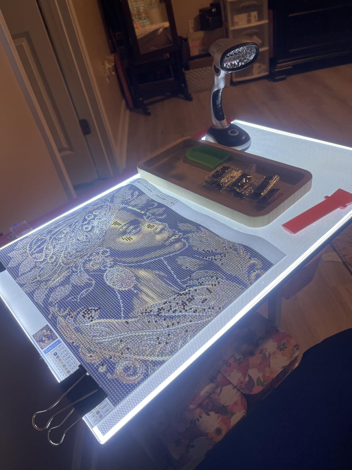 HSK A2 Artist tracing Light Box Copy Table 12V2A Adapter Dimmerable 5000 Lux Lock/Unlock Button Artcraft Light Pad for Tatto Drawing, Sketching, Animation,Diamond Painting customer photo 2