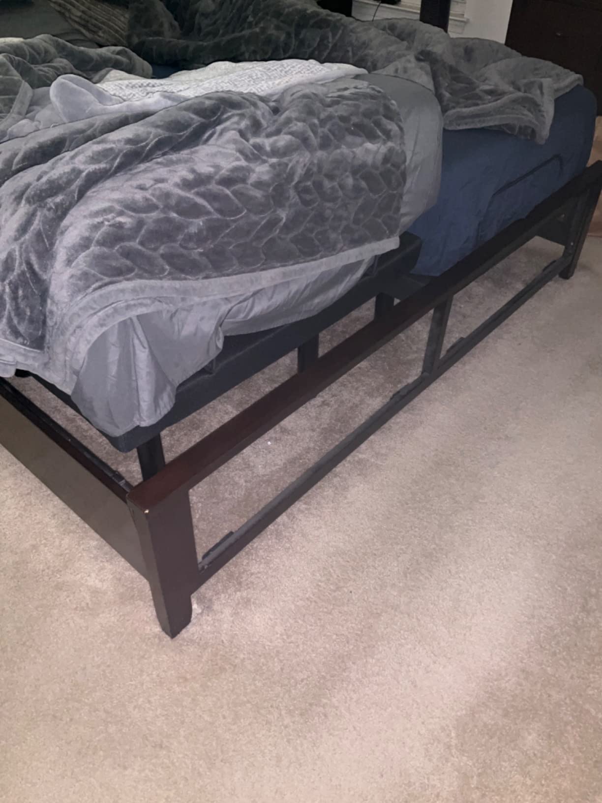 Sven & Son Harmony Adjustable Bed Base, Head and Foot Lift, Massage, Under-Bed Lights, USB, Gel Memory, Zero Gravity Smart Frame - Split King + 12 inch Memory Foam Matt (Medium) customer photo 2