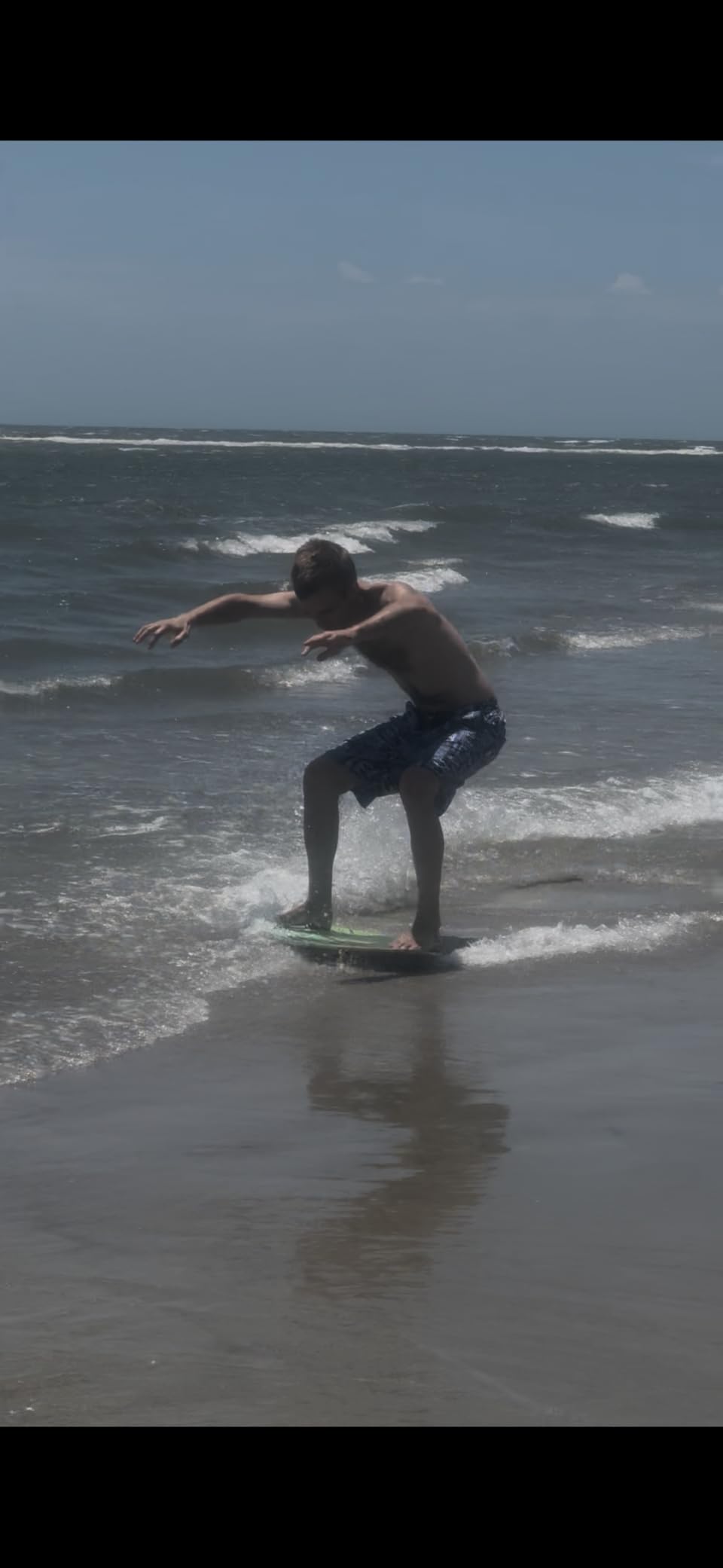 BPS New Zealand 'Gator' Skimboard with Colored EVA Grip Pad and High Gloss Clear Coat Wooden Skim Boards for Kids and Adults customer photo 2