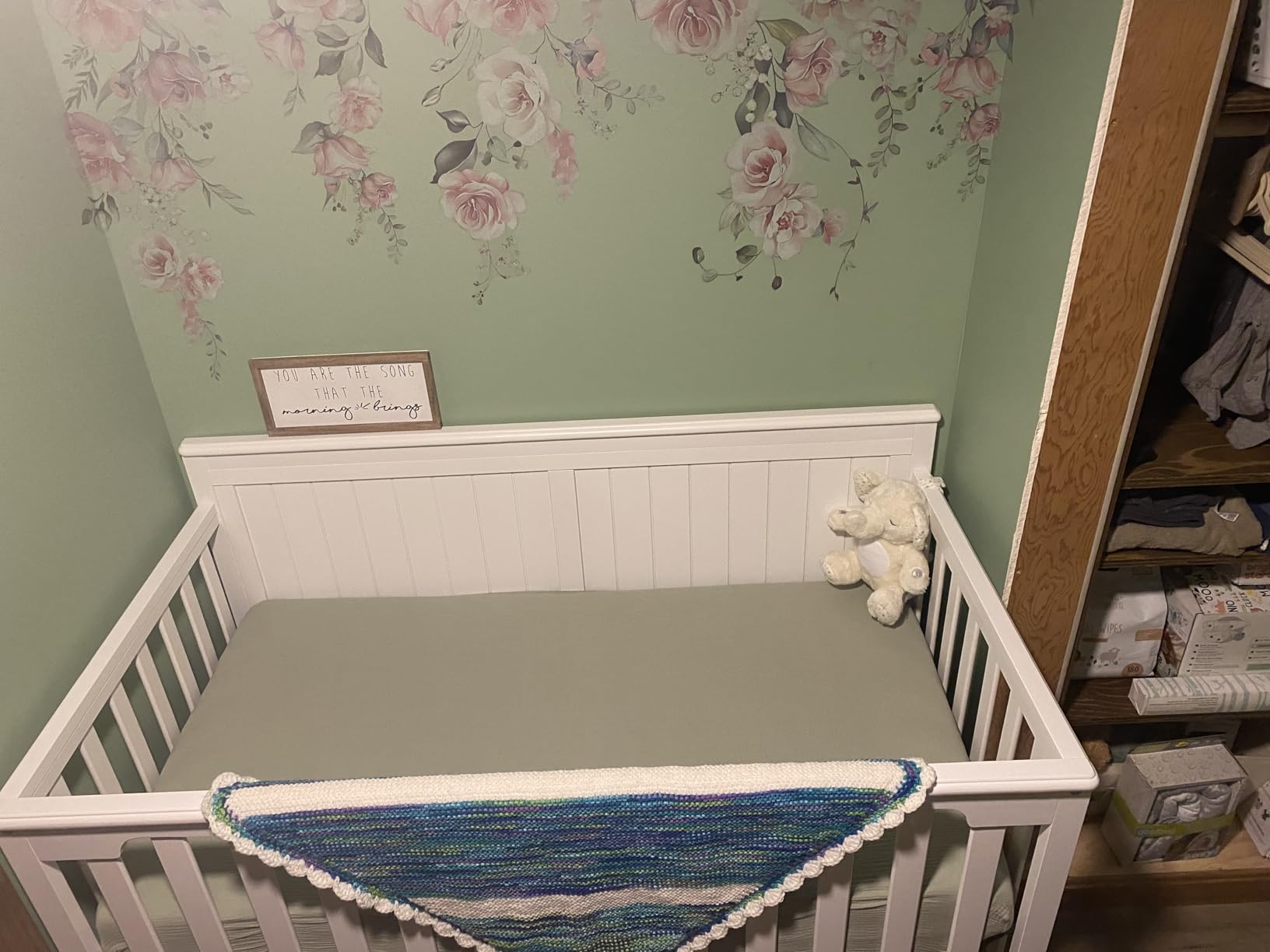 Graco Hadley 5-in-1 Convertible Crib with Drawer - GREENGUARD Gold Certified, Fits Standard Crib Mattress, Converts to Toddler Bed, Daybed and Full Bed, 4 Adjustable Mattress Heights (White) customer photo 2