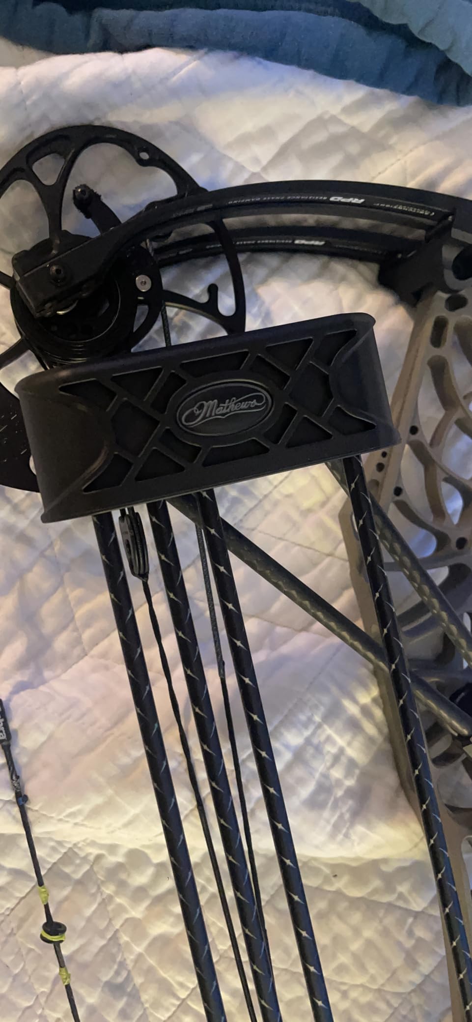 Mathews Q-Lite 2 Piece Quiver customer photo 2