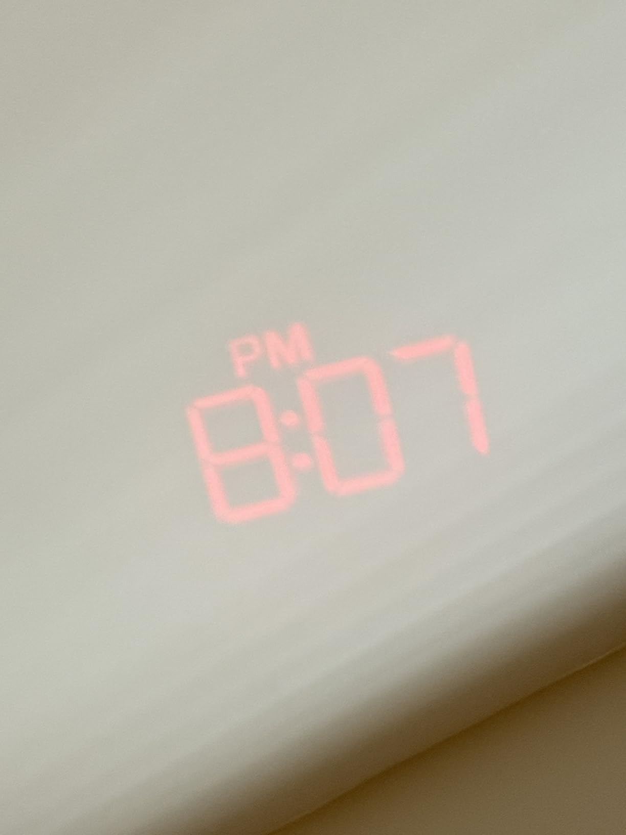 SMARTRO SC91 Projection Alarm Clock for Bedrooms with Weather Station, Wireless Indoor Outdoor Thermometer, Temperature Humidity Monitor Gauge Hygrometer customer photo 1