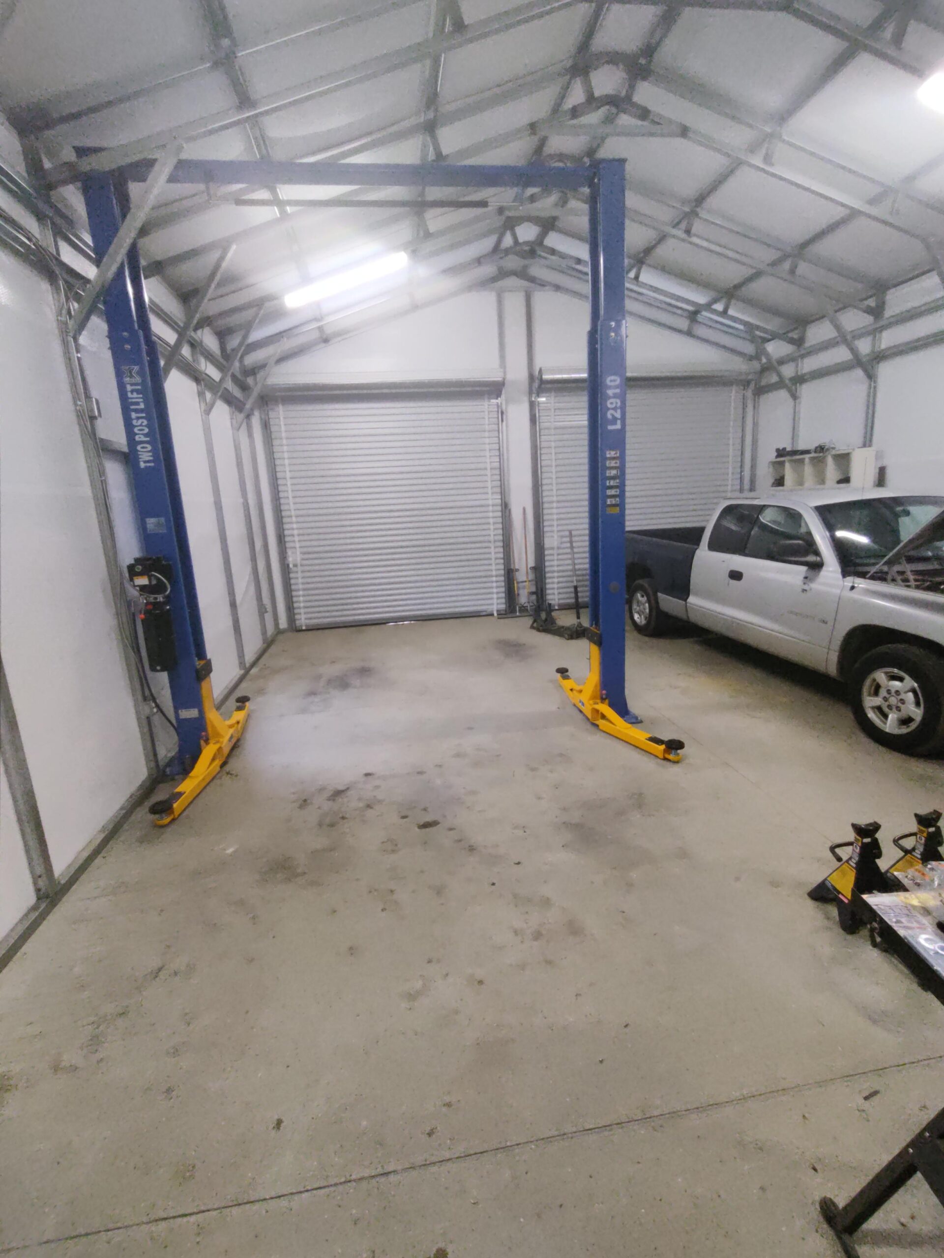 XK-9,000 LB Over Head L 2910 220V 2 Post Lift Car Auto Truck Hoist with 12 Month Parts Replacement customer photo 2