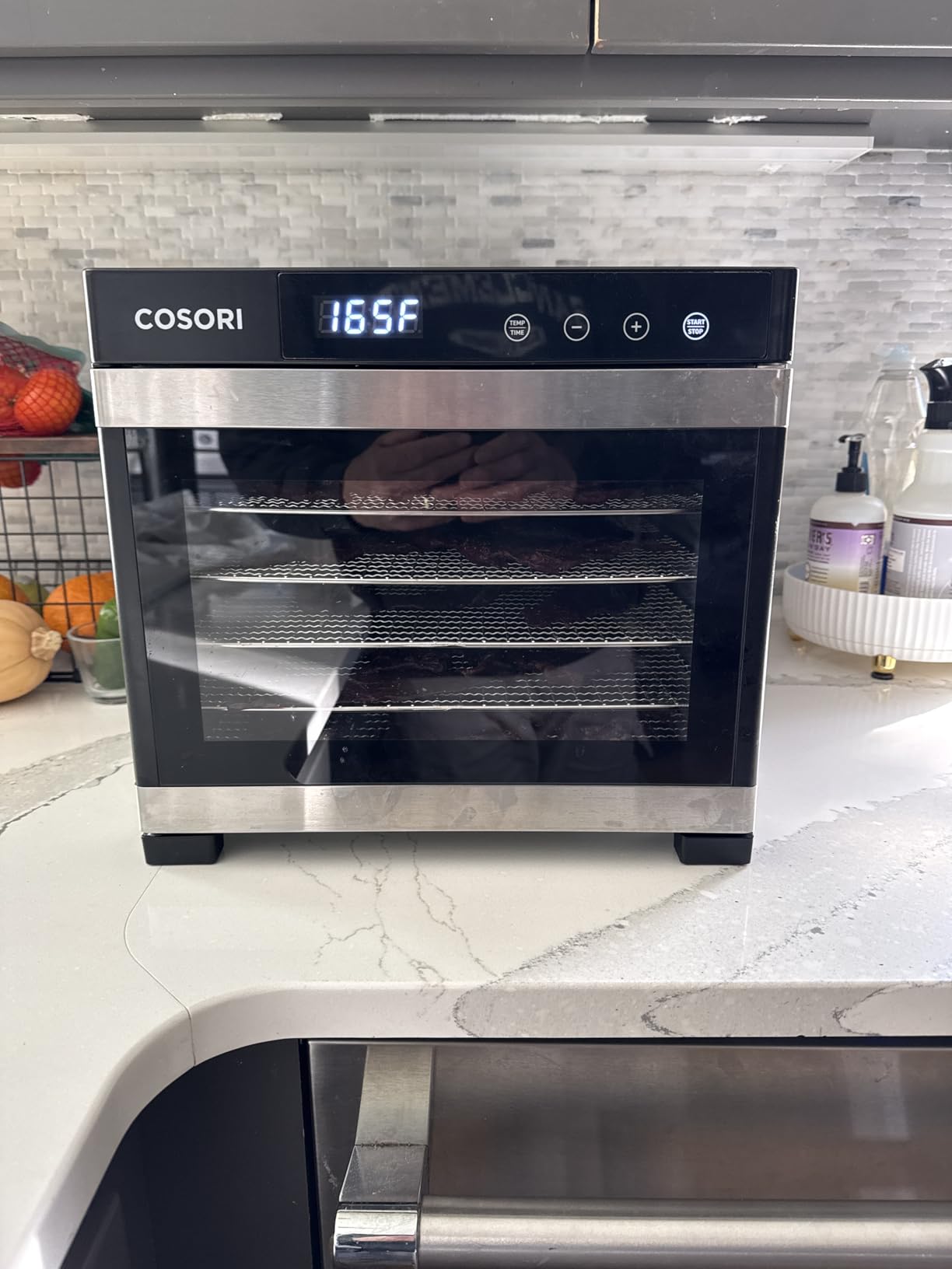 COSORI Food Dehydrator, Bigger Than 7 Trays with Large 6.5 ft² Drying Space, Stainless Steel Trays, 600W Faster Drying, 165°F Dehydrated Dryer for Jerky, Dog Treats, Herbs, Meat, Fruit, Yogurt, Silver customer photo 2
