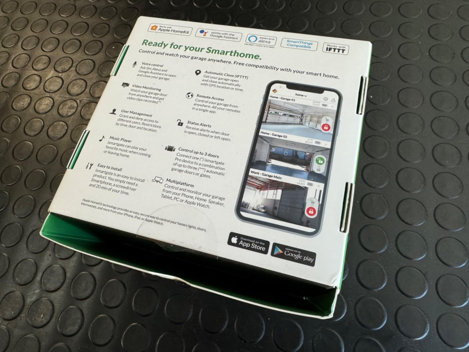 ismartgate PRO Smart Garage Door Opener Remote. Compatible Apple Homekit, Amazon Alexa, Google Assistant, IFTTT, Samsung SmartThings. Compatible with All Garage Openers. Wireless Sensor Included. customer photo 2