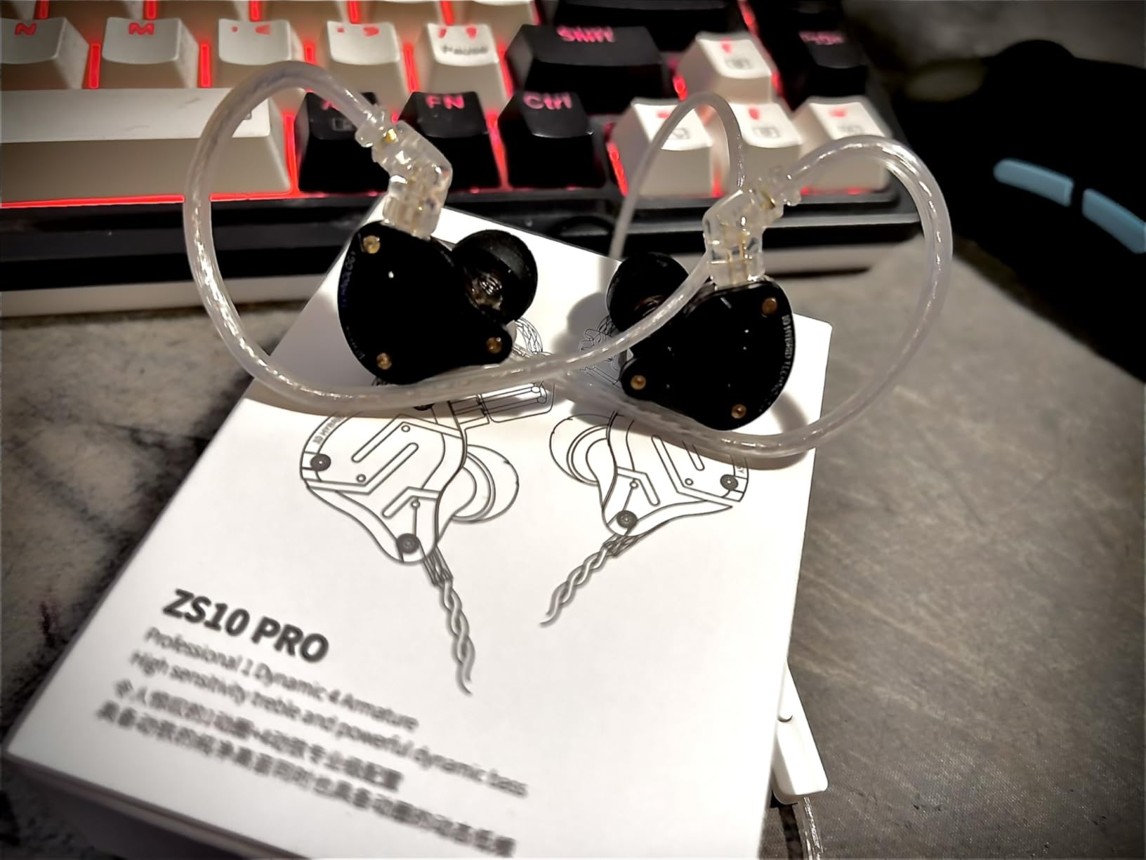 Linsoul KZ ZS10 Pro, 4BA+1DD 5 Driver in Ear Monitor, HiFi Wired Earbuds, Gaming Earbuds, Hybrid IEM Earphones with Stainless Steel Faceplate, Detachable Cable for Musician (Without Mic, Black) customer photo 1
