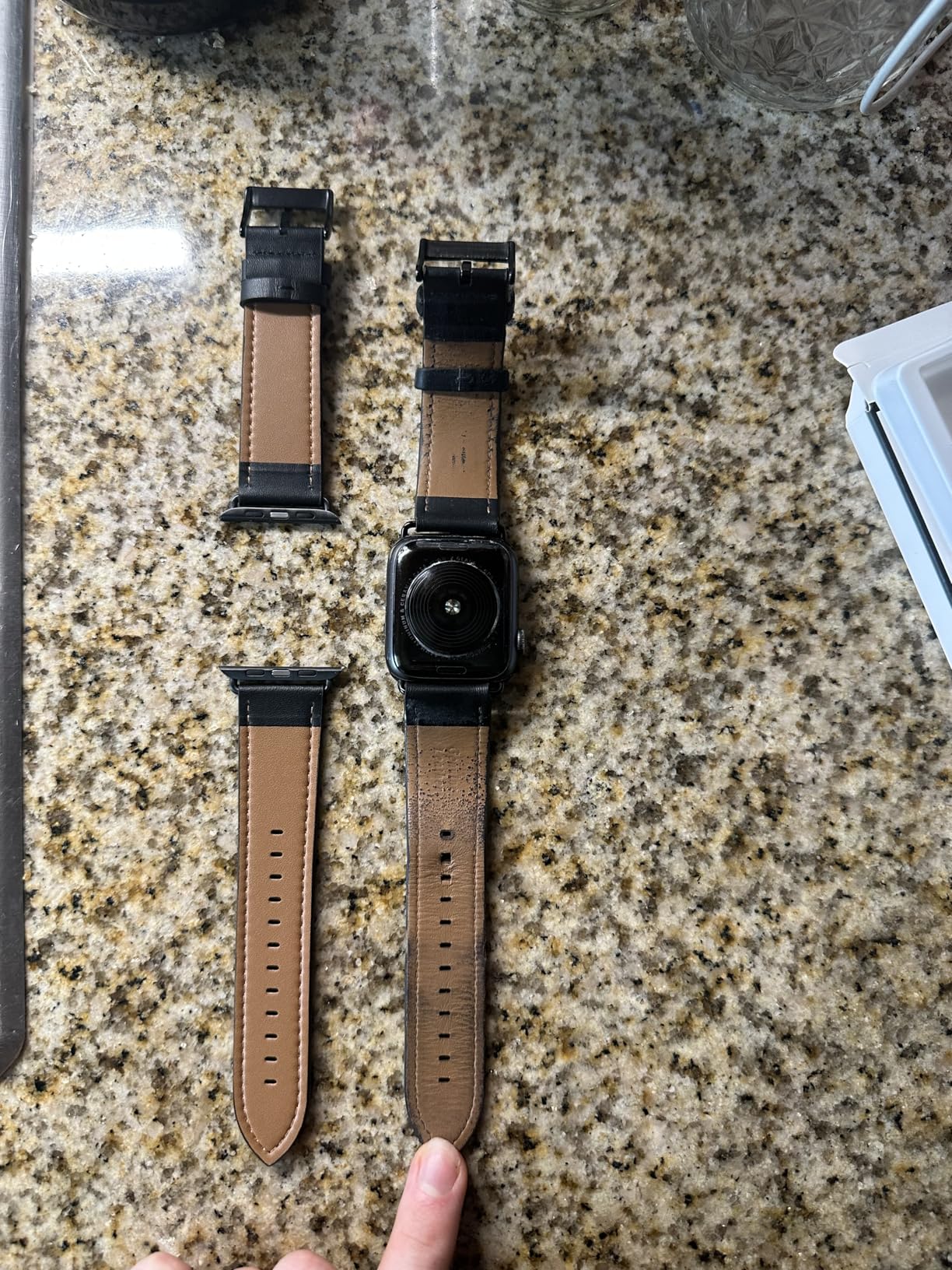 OUHENG Leather Bands Compatible with Apple Watch Band 49mm/46mm/45mm/44mm/42mm, Genuine Leather Strap Compatible with iWatch Ultra 3/2/1 & Series 11/10/9/8/7/6/5/4/3/2/1 & SE3 SE2 SE, Black/Black customer photo 2