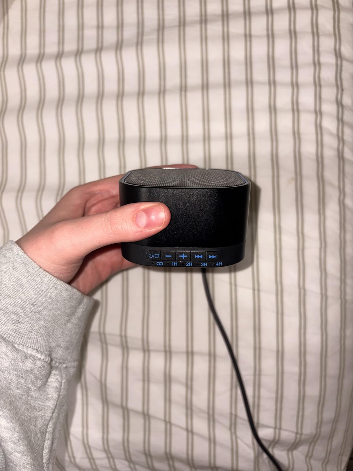 Magicteam White Noise Machine with 20 Non Looping Natural Soothing Sounds customer photo 1