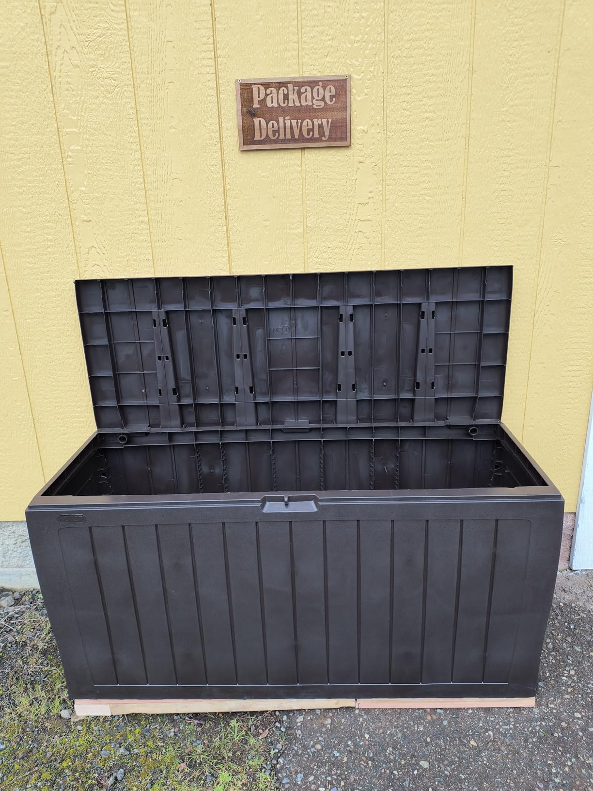 Keter Marvel Plus 71 Gallon Resin Outdoor Storage Box for Patio, Balcony & Garden, Dark Grey customer photo 1