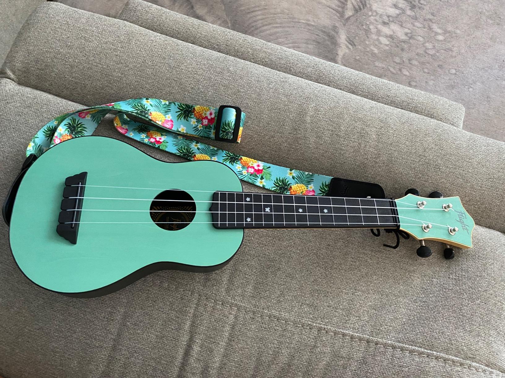 Flight TUS35 Black - Travel Series Soprano Ukulele customer photo 1