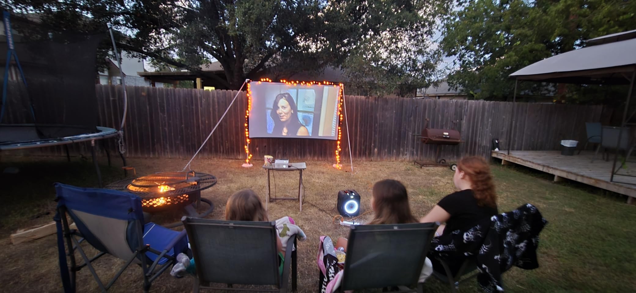 SKERELL Outdoor Projector Screen with Stand 100 Inch: Portable Projection Screen for Outside Theater Home Backyard Movies customer photo 1