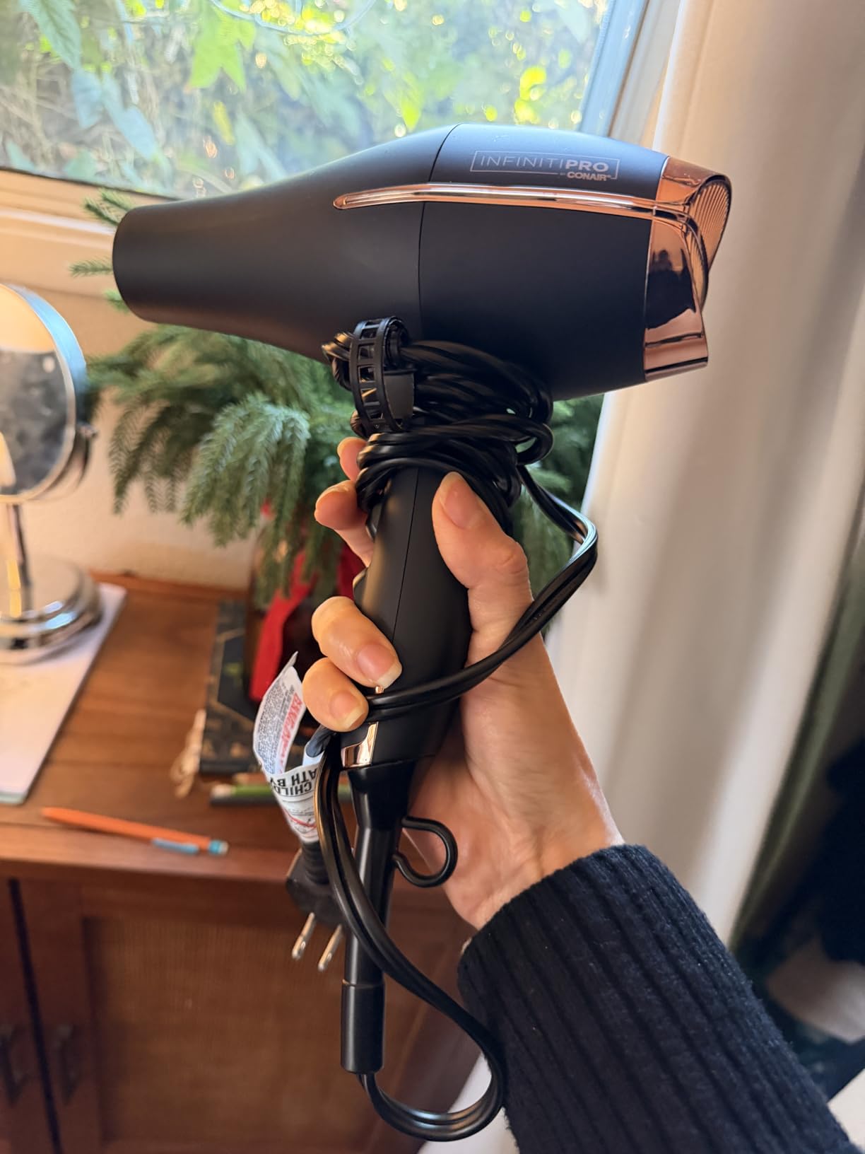 Conair InfinitiPRO AC Motor Pro Hair Dryer | Professional ionic ceramic blow dryer for faster, frizz-free drying on all hair types, Black, Model 650X customer photo 1