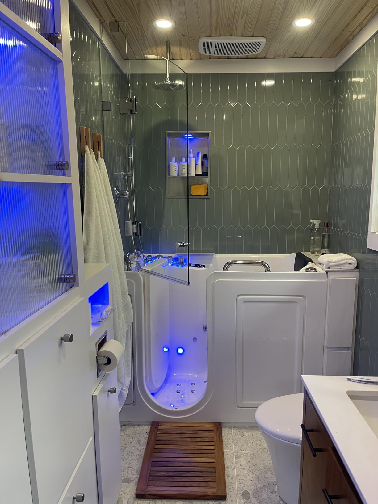 ANZZI Walk-In Tub 27 x 53 In Whirlpool and Air Bath Left Drain 12 Hydro Jets 18 Air Jets Inline Heater Quick Fill Faucet Handheld Shower ADA Seat Acrylic Spa White 110V | 2753WILWD customer photo 2
