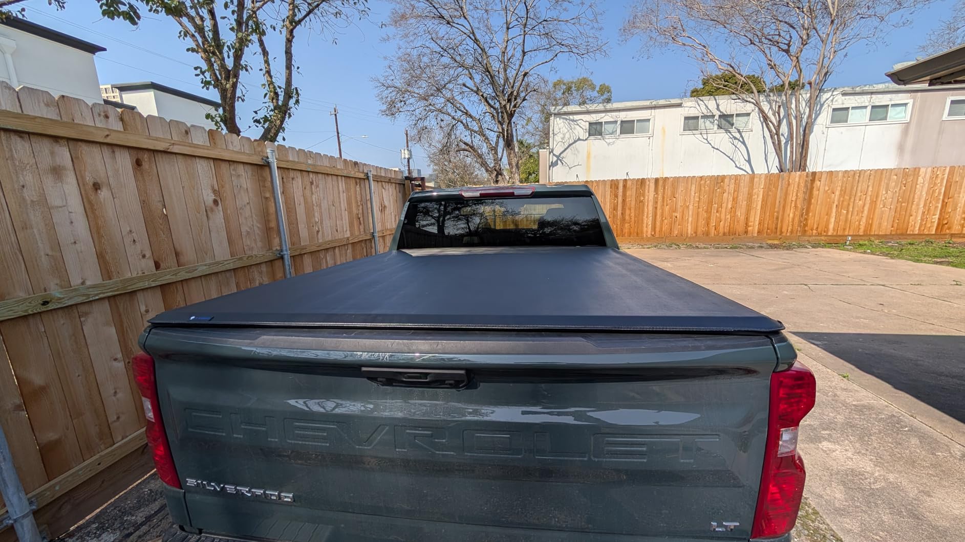 Tyger Auto T3 Soft Tri-fold Truck Bed Tonneau Cover Compatible with 2019-2026 Chevy Silverado GMC Sierra 1500 (Not Fit 19 LD/Limited) | 5'10