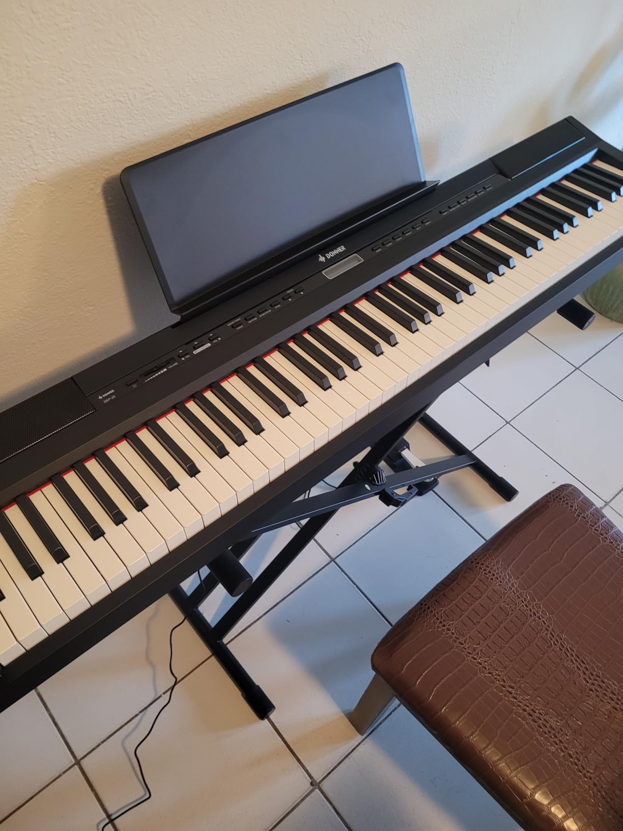 Donner DEP-20 Beginner Digital Piano 88 Key Full Size Weighted Keyboard Portable Electric Piano with Sustain Pedal Power Supply customer photo 1