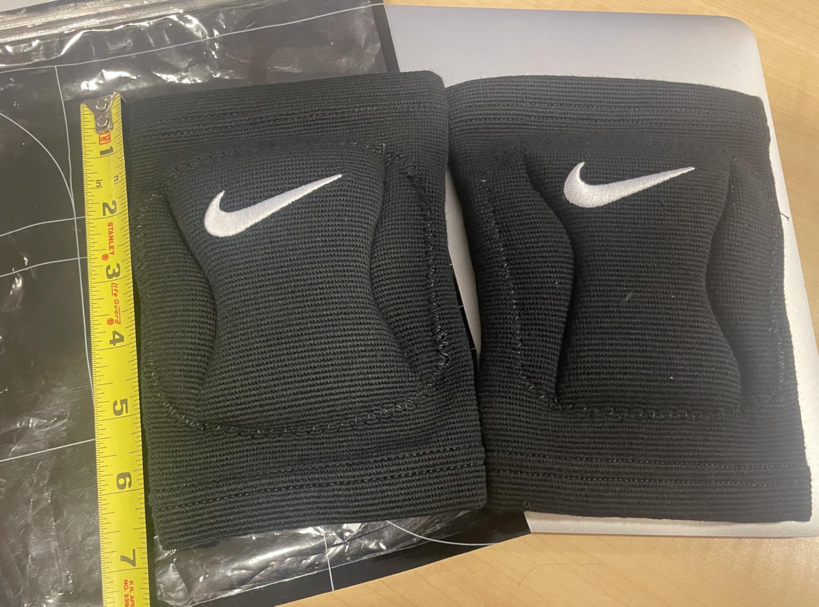 Nike Streak Dri-Fit Volleyball Knee Pads customer photo 1