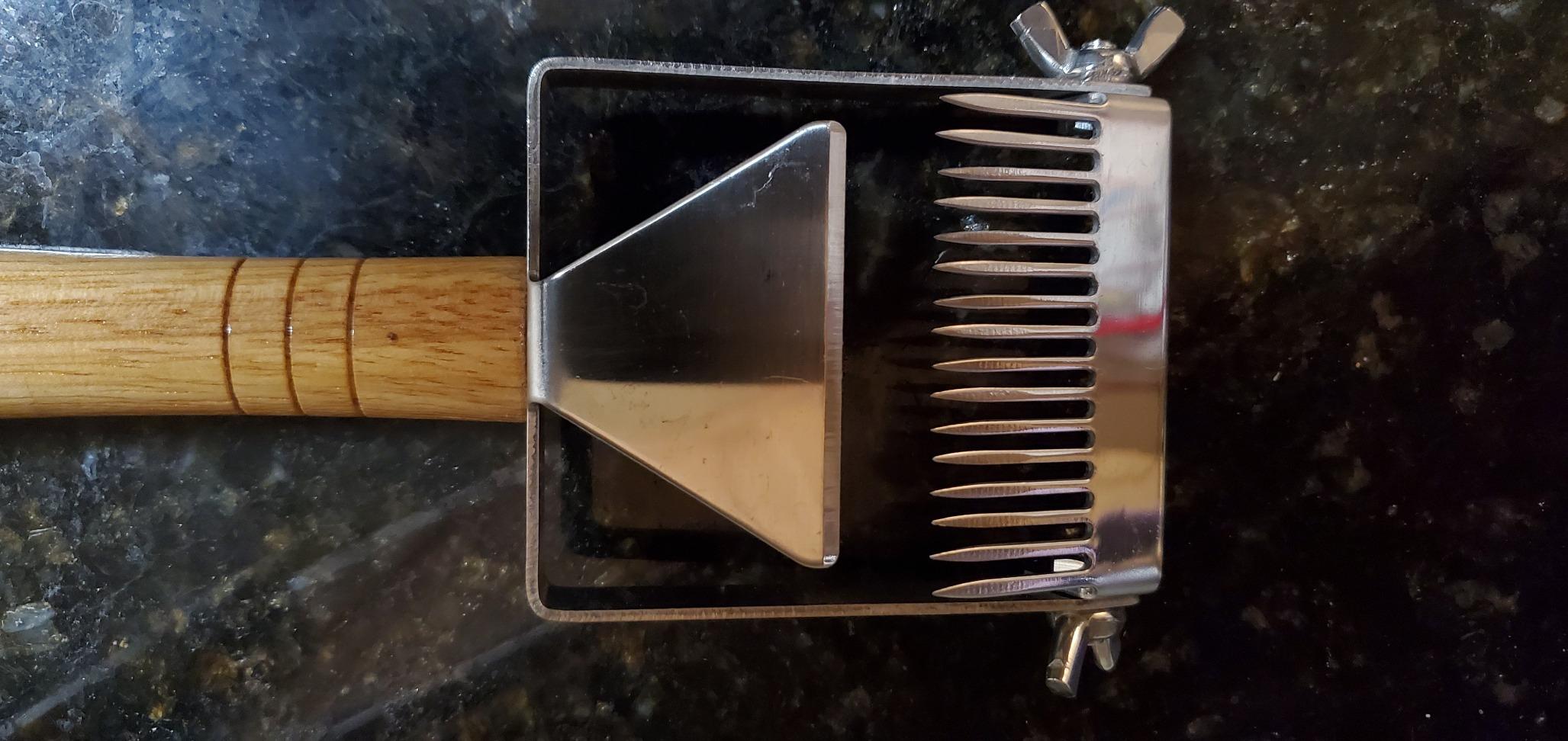 Adjustable Honey Uncapping Fork, Stainless Steel Honeycomb Honey Scraper, Wooden Handle Beekeeping Beekeeper Equipment Tool customer photo 1