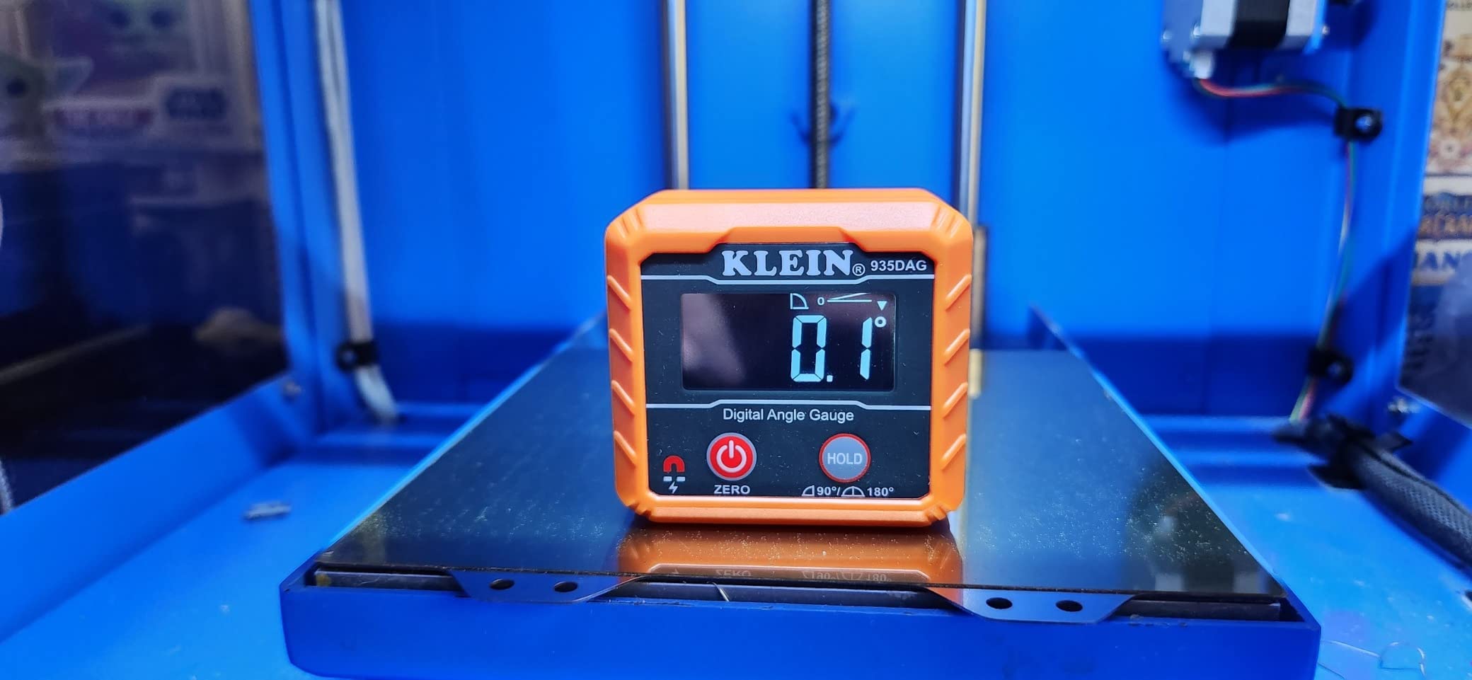 Klein Tools 935DAG Digital Electronic Level and Angle Gauge, Measures 0 - 90 and 0 - 180 Degree Ranges customer photo 2