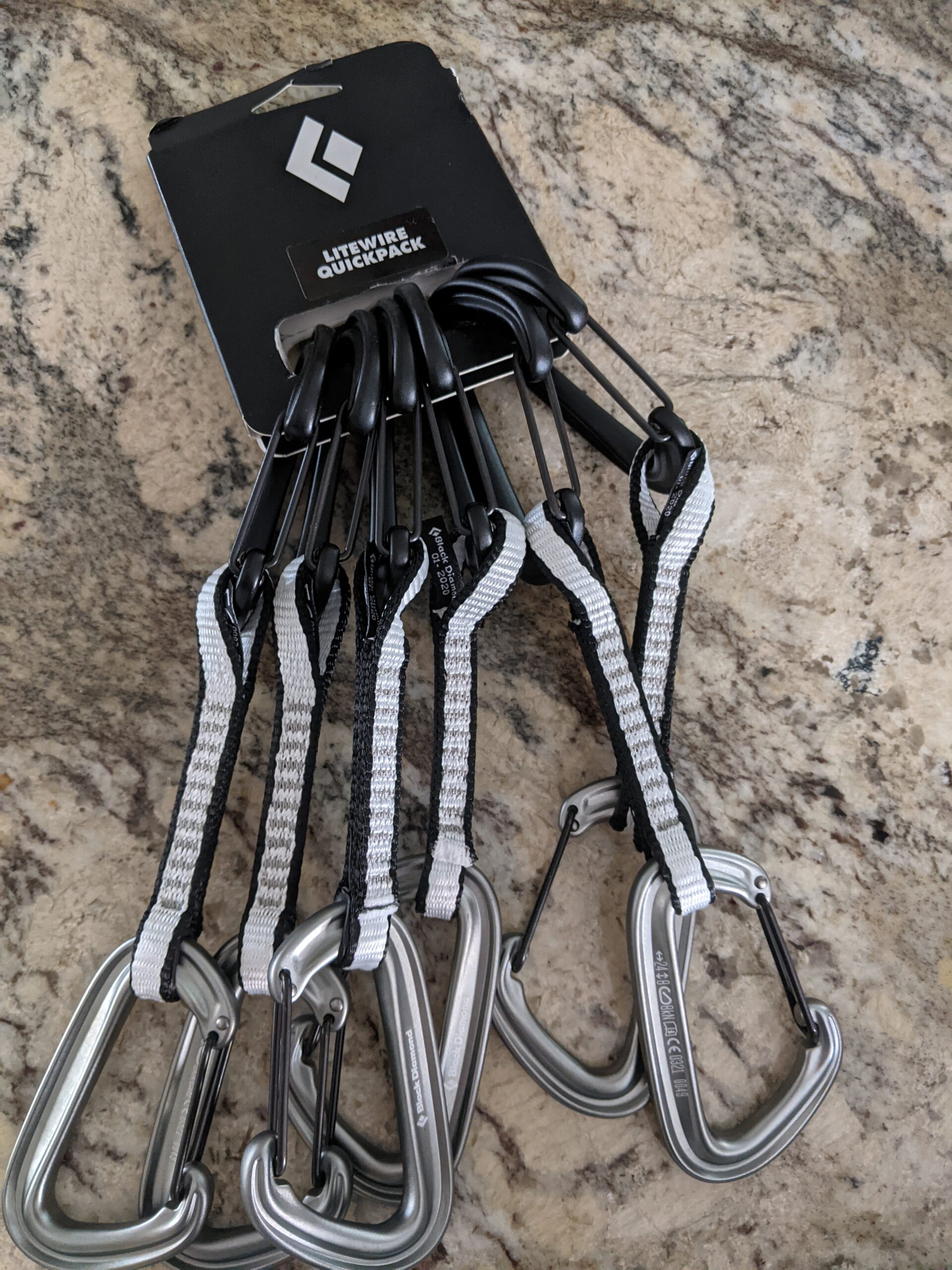 BLACK DIAMOND LiteWire Quickdraw | Lightweight Wiregate Carabiners | Durable Dogbone | Reliable Clipping for Trad & Sport Rock Climbing customer photo 1