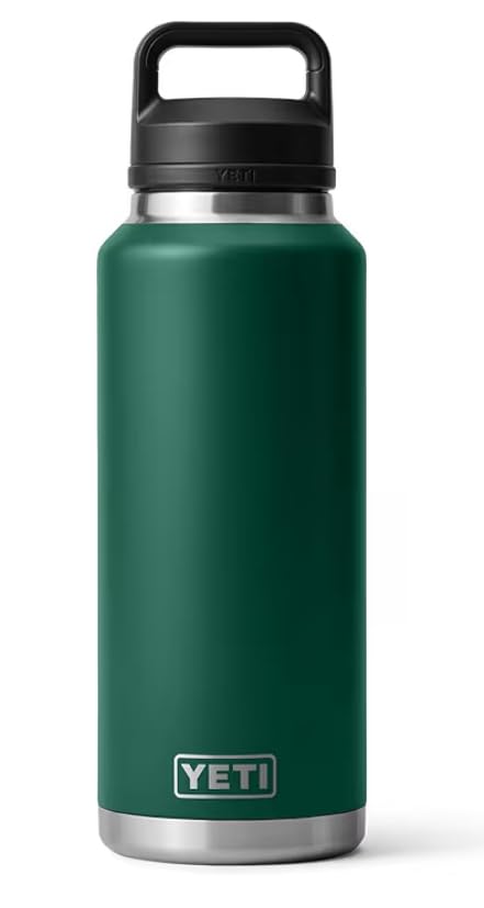 YETI Rambler 26 oz Bottle, Vacuum Insulated, Stainless Steel with Chug Cap, Black customer photo 1