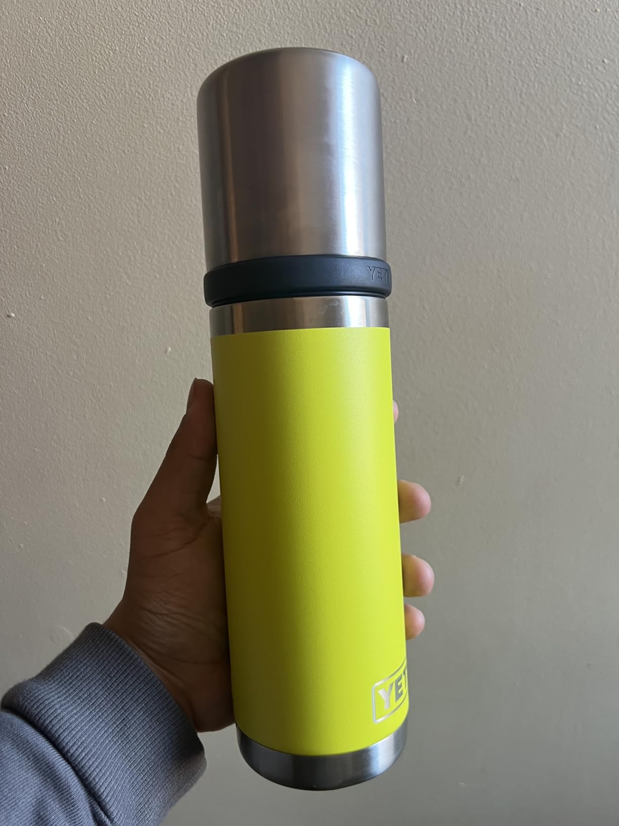 YETI Rambler 18 oz Bottle, Vacuum Insulated, Stainless Steel with Chug Cap, Black customer photo 2