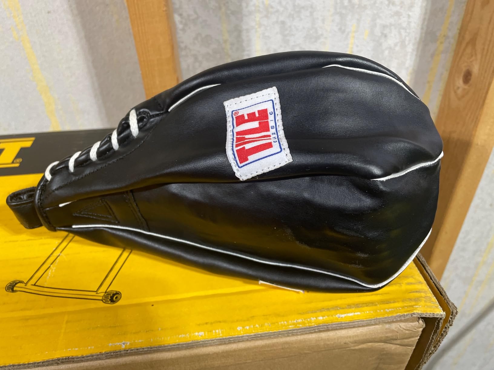 TITLE Boxing Classic Speed Bag - Boxing Speed Bag for Training customer photo 2