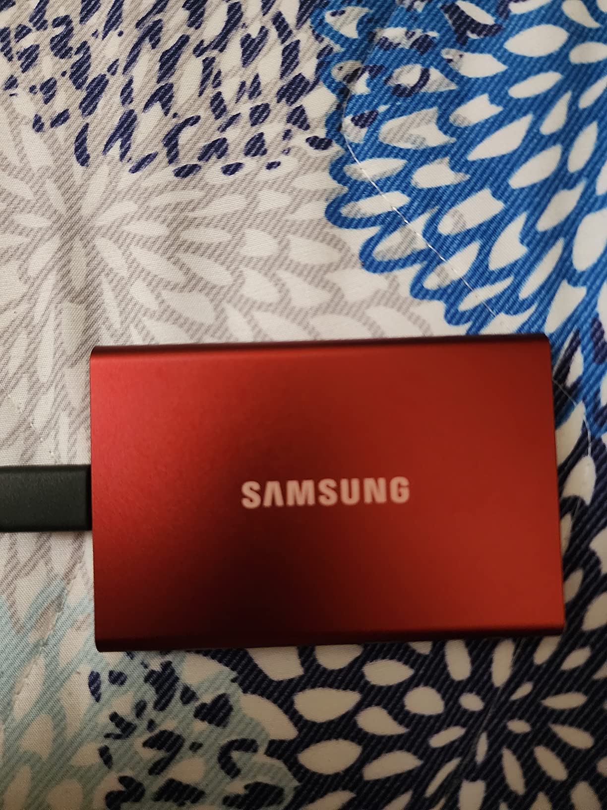 T7 500GB, Portable SSD, up to 1050MB/s, USB 3.2 Gen2, Gaming, Students, & Professionals, External Solid State Drive (MU-PC2T0R/AM), Red customer photo 1