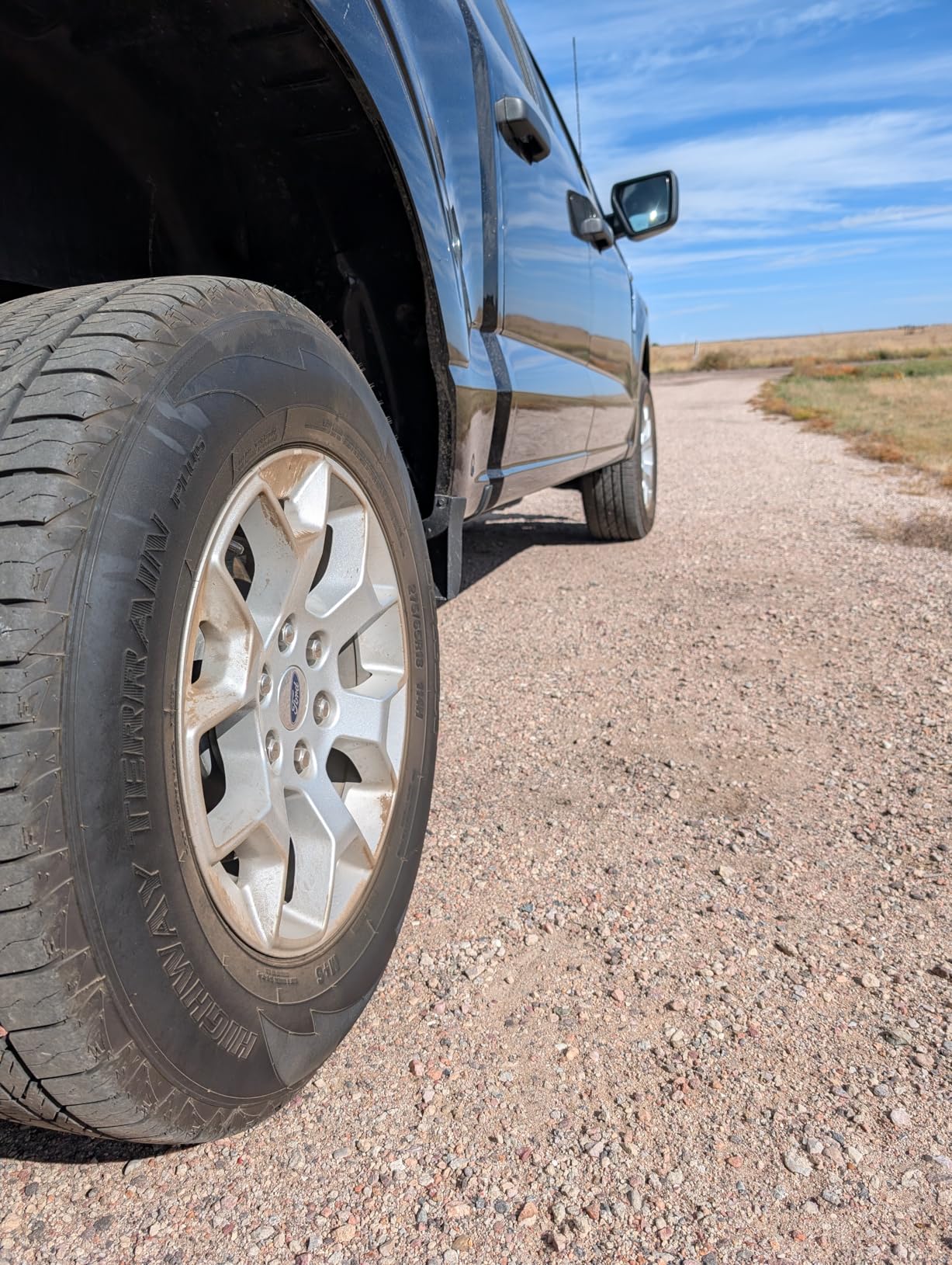 COMNOVA Pair Running Boards Compatible with 2015-2026 Ford F150 Crew Cab with 4 Full Size Doors, Truck Side Steps, Width 6 Inches, V Style Step Boards, Stainless Steel Nerf Bars, Step Bars. customer photo 1