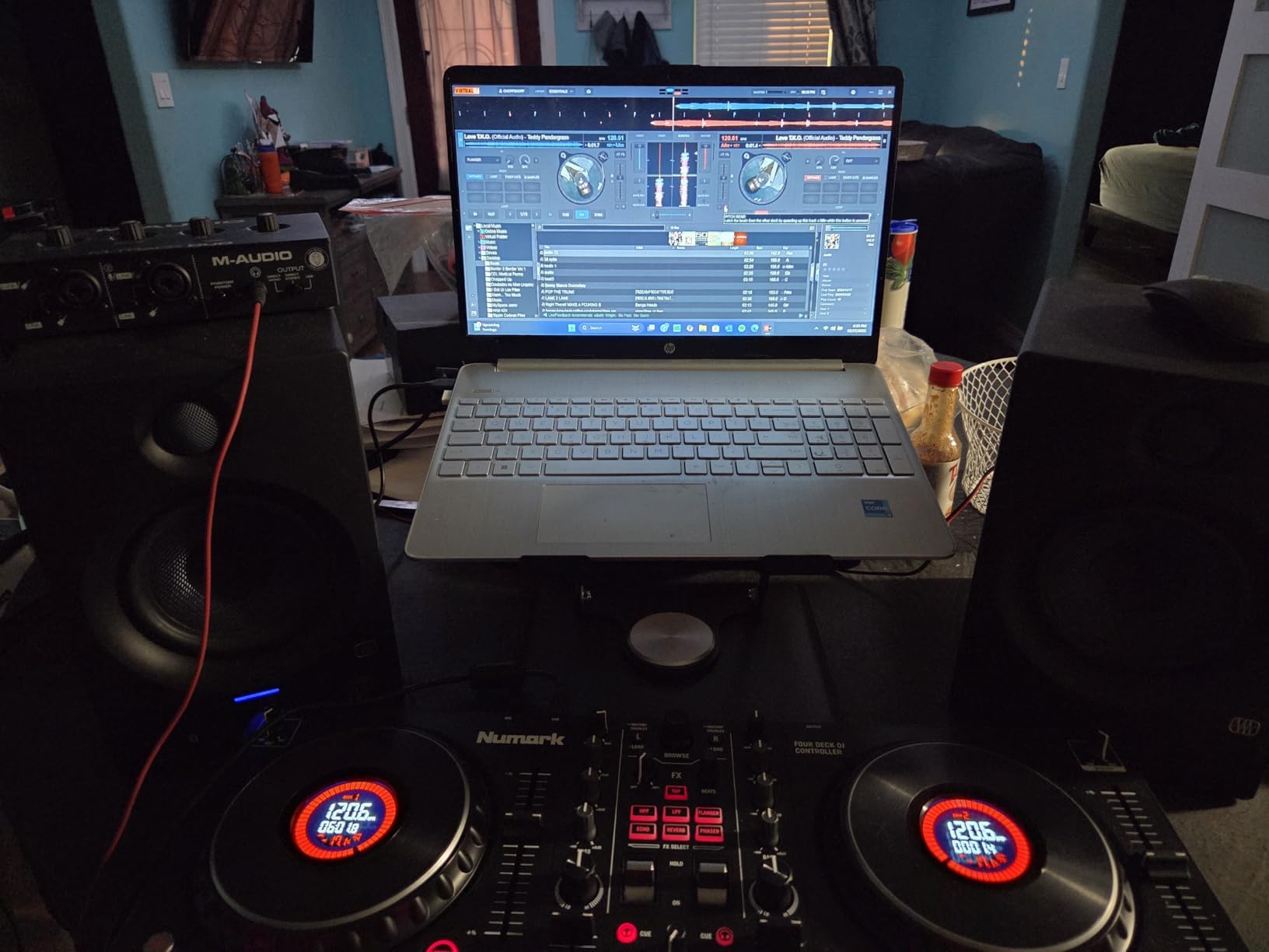 Numark Mixtrack Platinum FX Serato DJ Controller with Jog Wheel Displays, 4 Decks, Mixer, Effects Paddles and Audio Interface customer photo 1