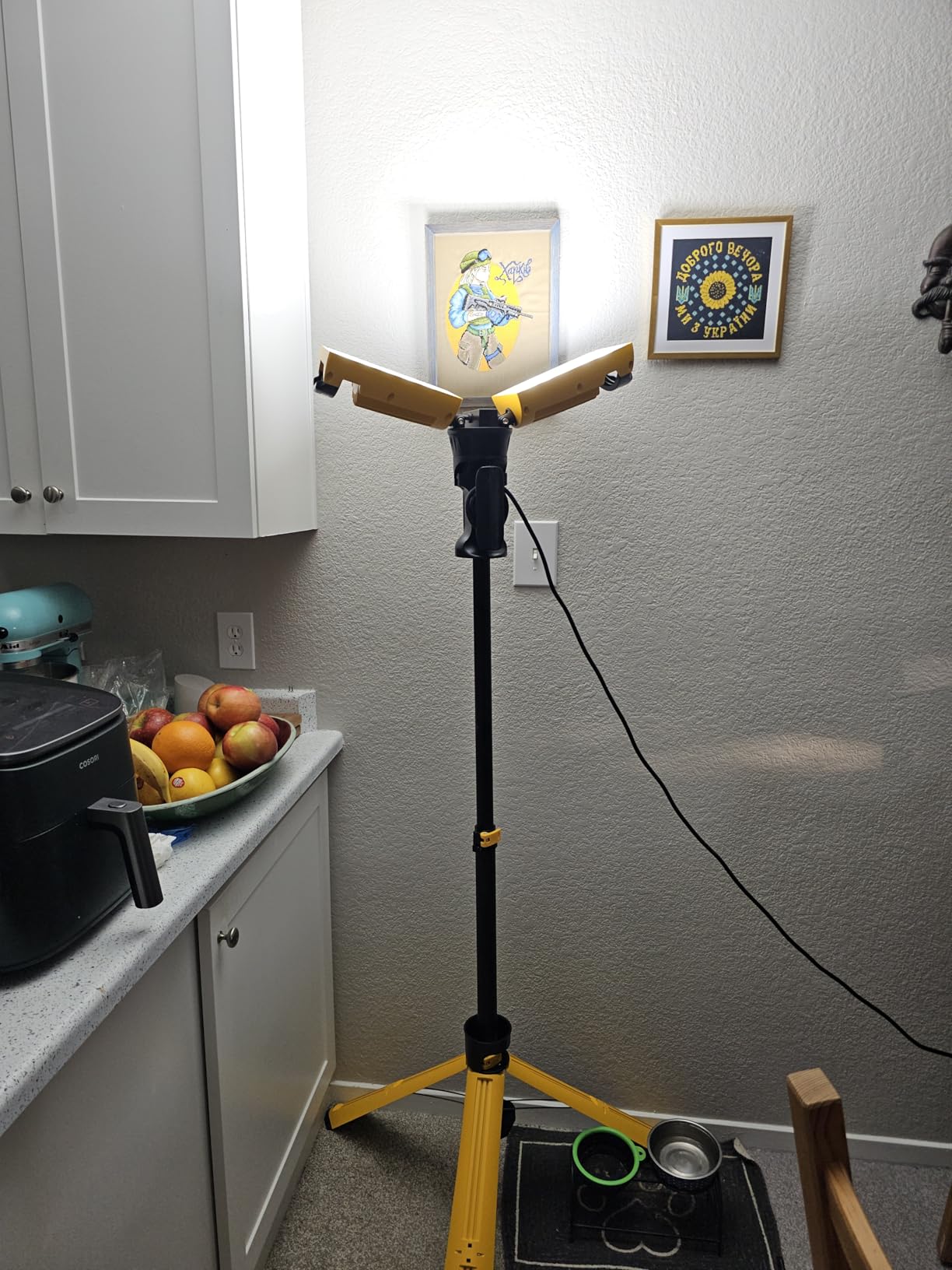 LUTEC Upgraded 5000K 15000 Lumen 105 Watt Dual-Head LED Work Light with Telescoping Tripod, Work Light with Stand Rotating Waterproof Lamps and 8 Ft 3-Prong Power Cord customer photo 1