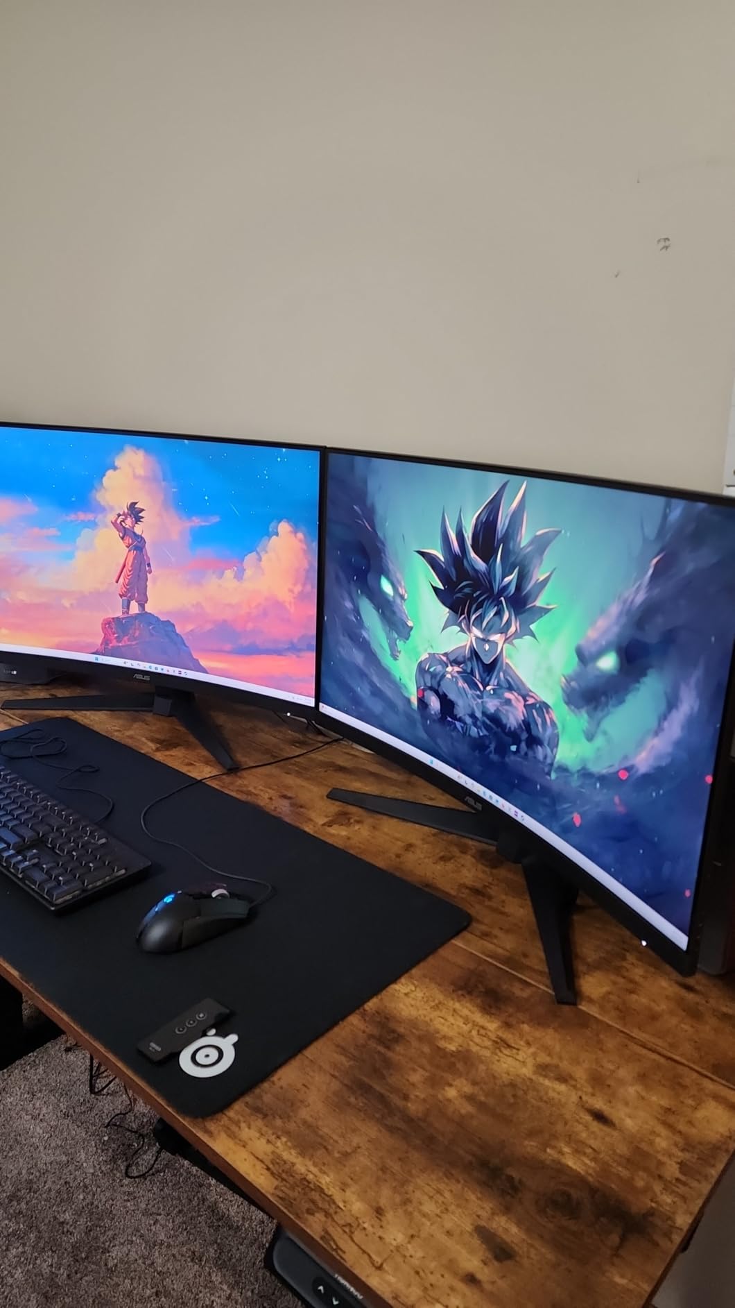 ASUS TUF 32 Inch Curved Gaming Monitor - QHD (2560 x 1440), 165Hz (Supports 144Hz), 1ms, Extreme Low Motion Blur, Speaker, FreeSync Premium - VG32VQ1B customer photo 1
