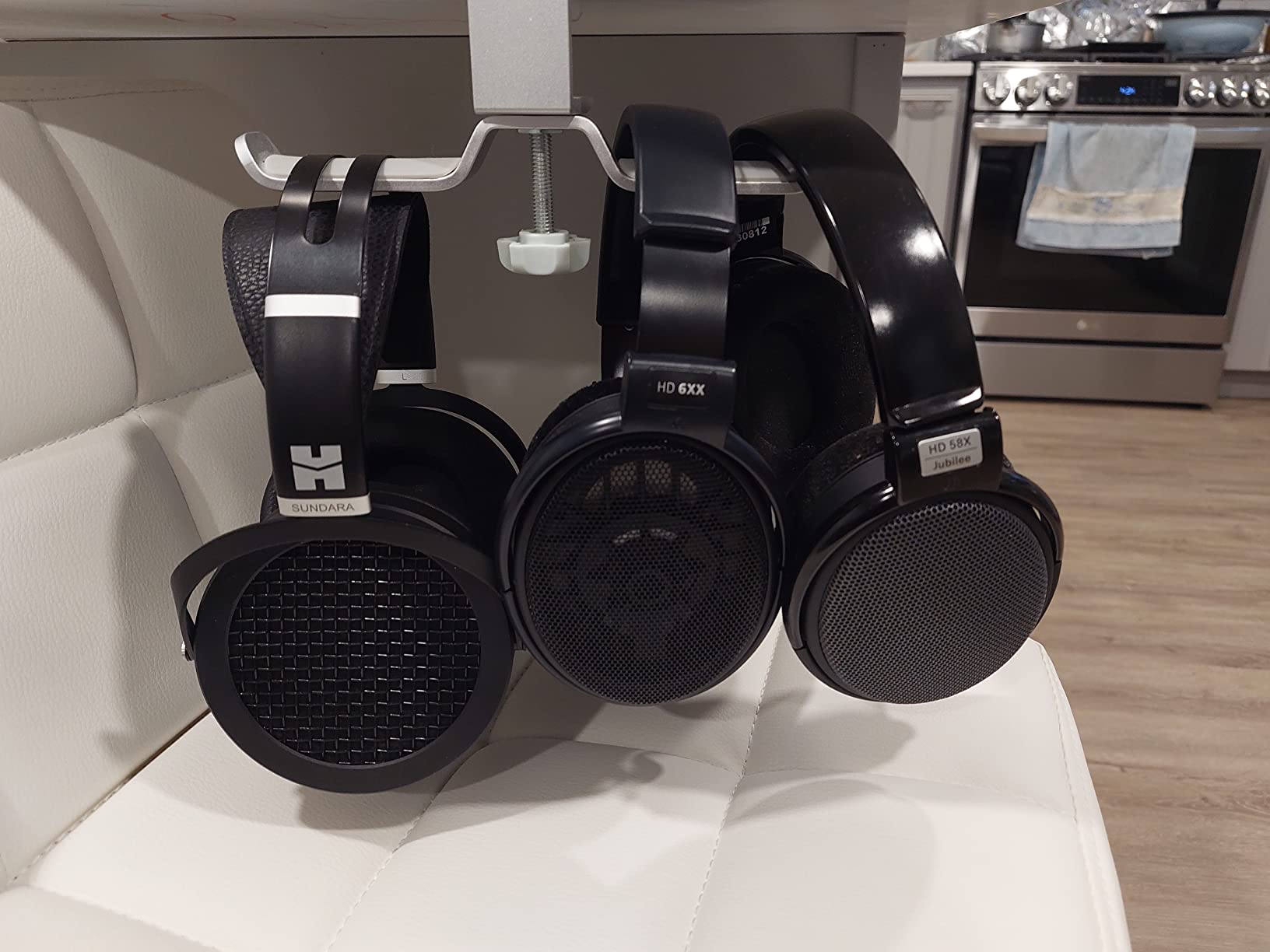 HIFIMAN SUNDARA Hi-Fi Headphone with 3.5mm Connectors, Planar Magnetic, Comfortable Fit with Updated Earpads-Black, 2020 Version customer photo 1