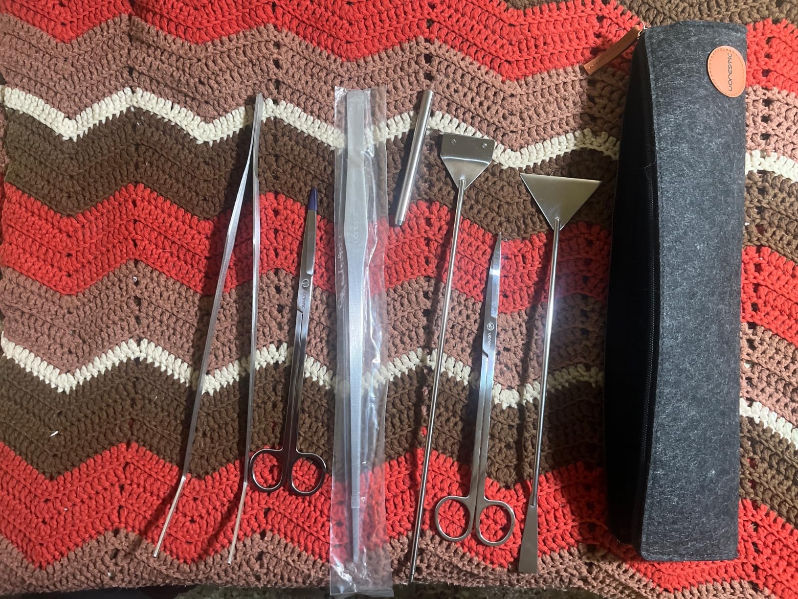 VORESTIC 4Pcs Aquascaping Tools, Stainless Steel Aquarium Tweezers, Scissors and Spatula - Aquascape Tools Set for Trimming, Maintenance customer photo 1