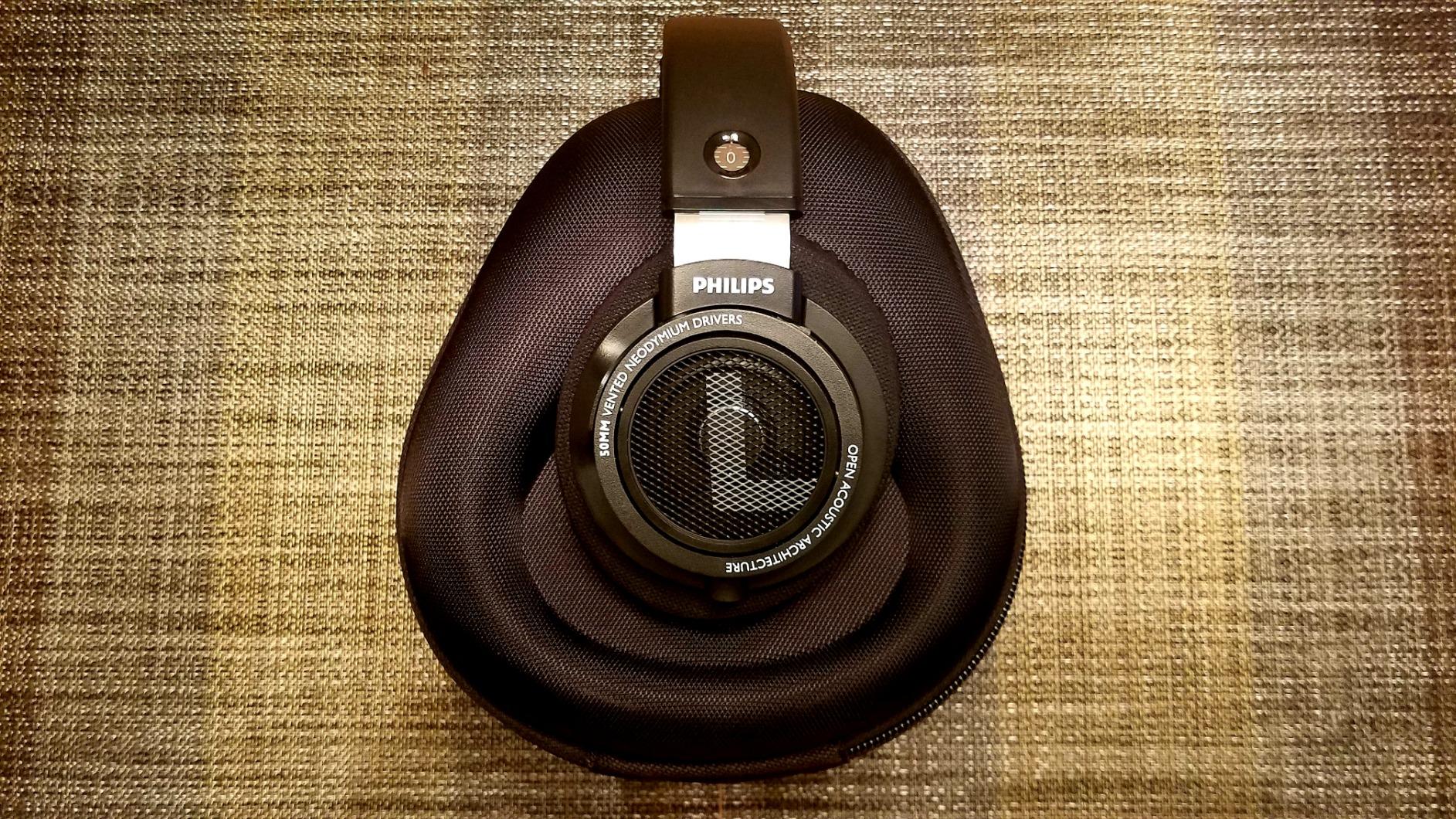 Philips Open Back Wired Headphones - Cushioned Over Ear Headphones with Adjustable Headband customer photo 1