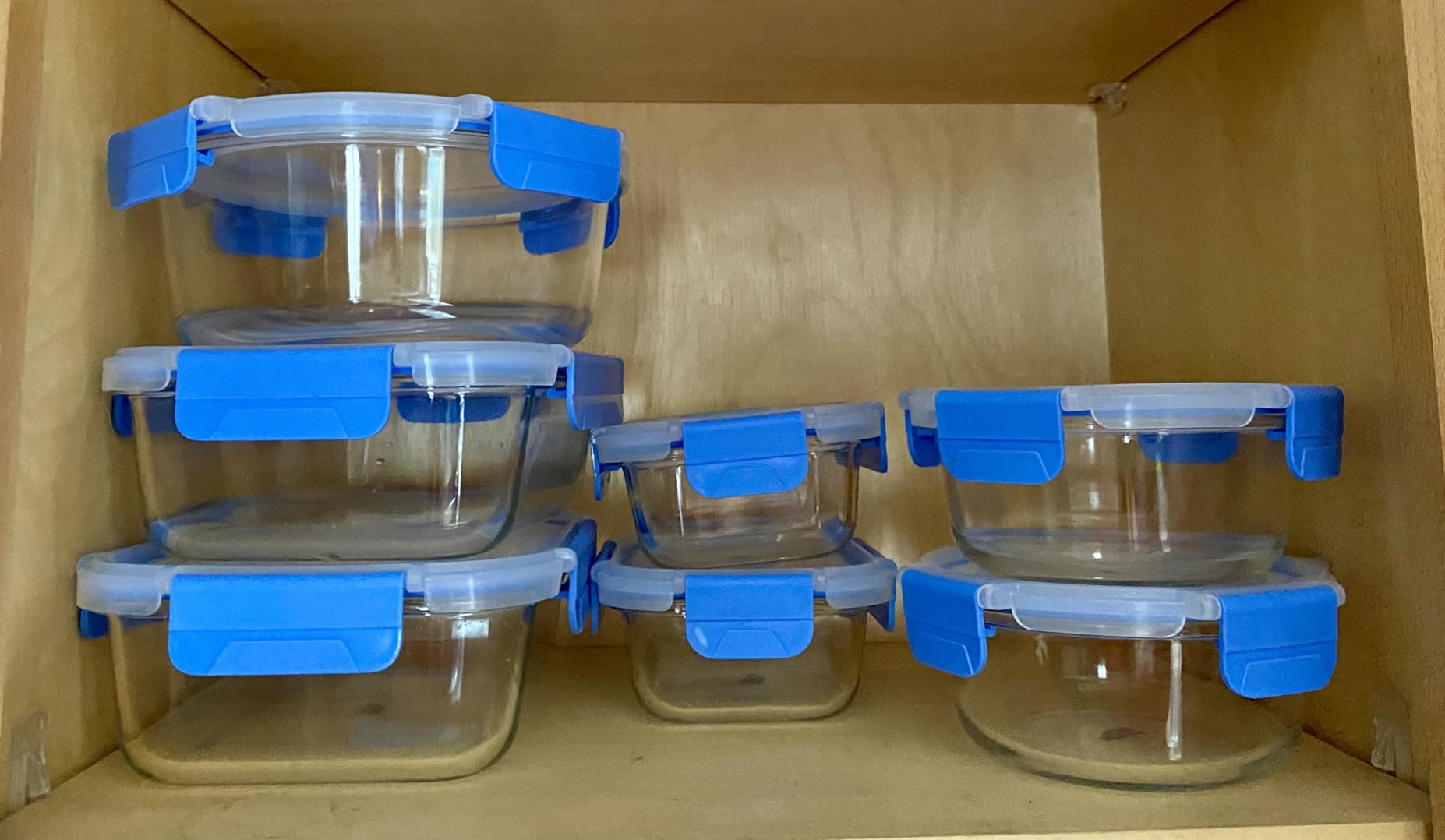 Amazon Basics Glass Food Storage Containers, Leak Proof, Oven Safe, Easy to Clean, Stain Resistant, Set of 7, 14 Pieces Including Lids, BPA-Free, Clear with Blue Silicone Ring customer photo 2