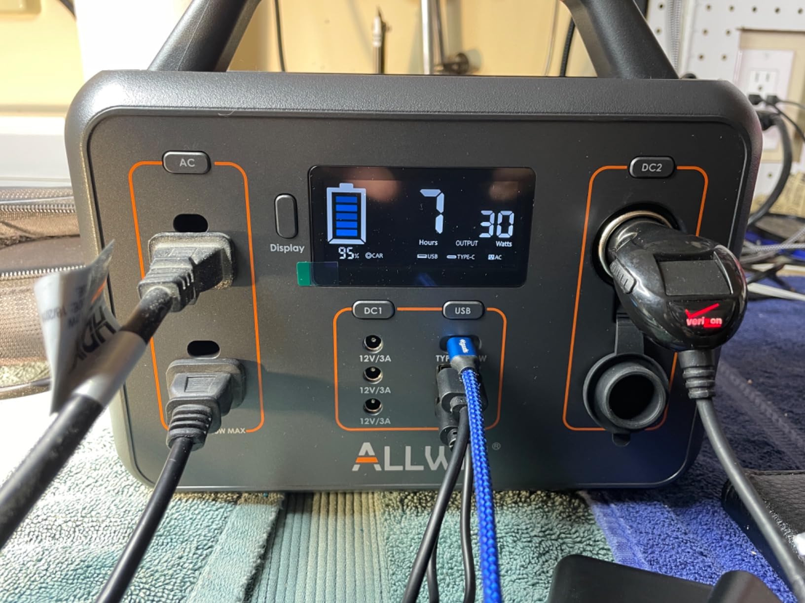 ALLWEI Portable Power Station 300W, 280Wh Solar Generator with 110V Pure Sine Wave AC Outlet, Backup Lithium Battery Generator for CPAP Outdoor RV Camping Emergency Home Use customer photo 1