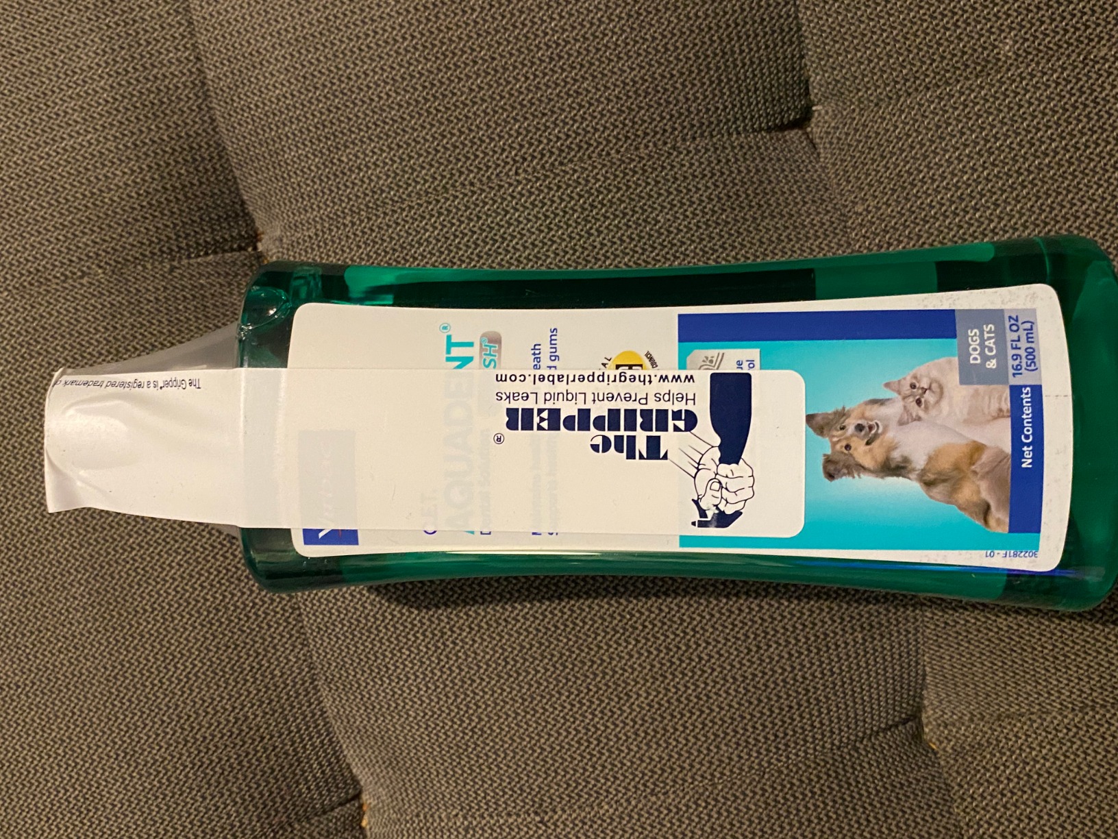 Virbac C.E.T. AQUADENT FR3SH Dental Solution - Supports Dental Health & Fresher Breath - for Dogs & Cats (500 ml) customer photo 1