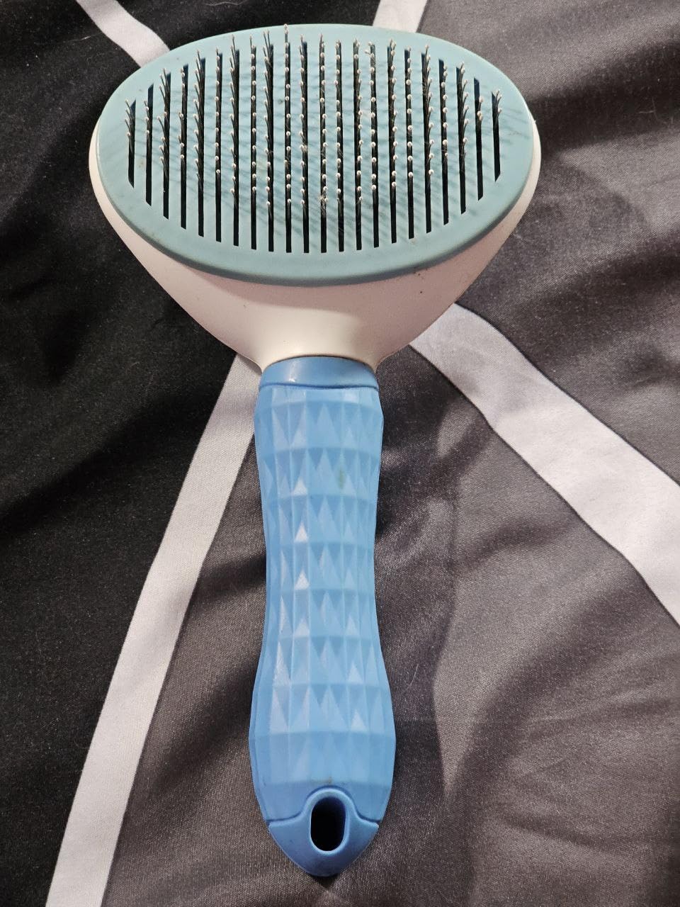 Depets Self Cleaning Slicker Brush, Dog Cat Bunny Pet Grooming Shedding Brush - Easy to Remove Loose Undercoat, Pet Massaging Tool Suitable for Pets with Long or Short Hair customer photo 2