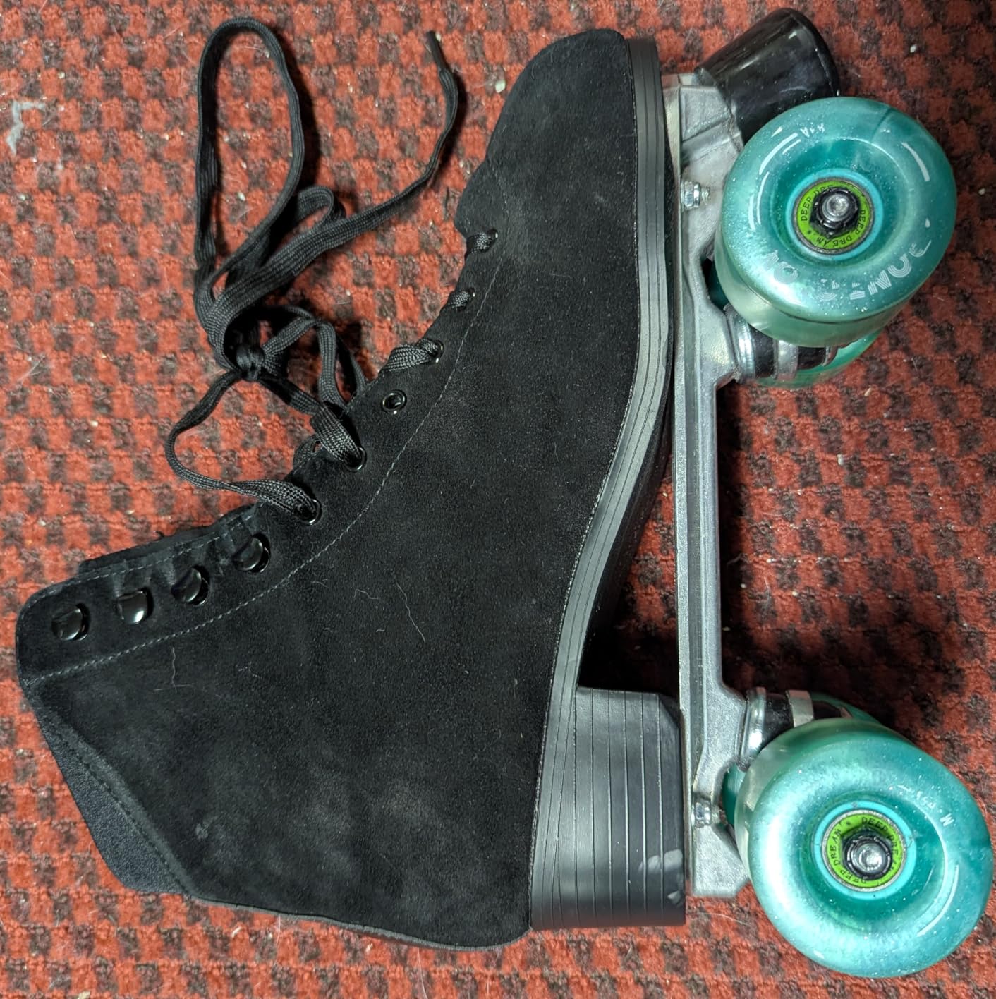 Elite Driftr High-Top Freestyle Roller Skates for Men & Women customer photo 2