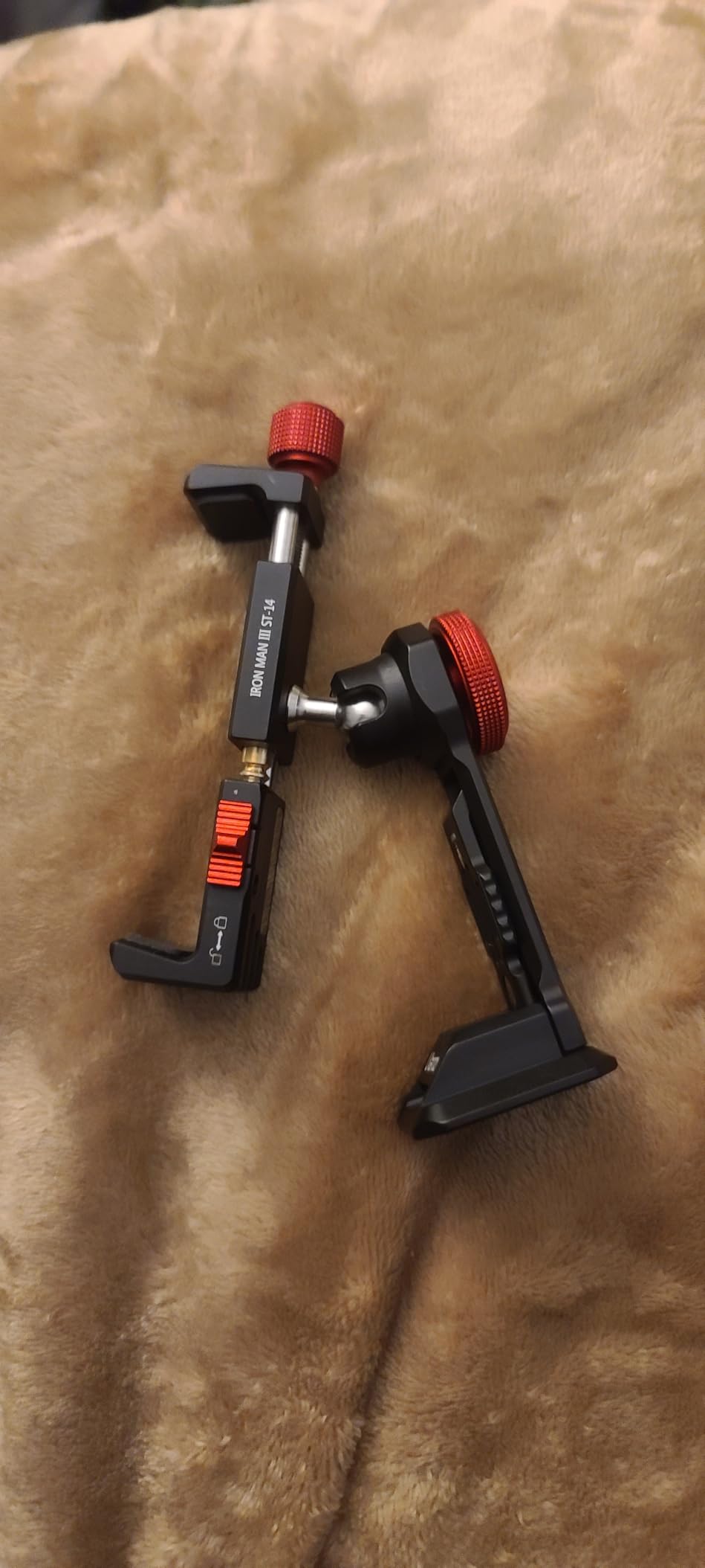 Cell Phone Tripod Mount, ULANZI ST-14 Smartphone Tripod Mount Adapter Aluminum with Cold Shoe, 360° Cell Phone Stand Holder Clamp for iPhone17 16 15 14 13 12 11 Max Pro iPhone X XR Xs 6 7 Plus customer photo 1