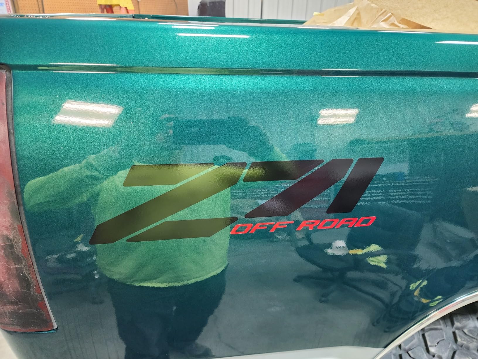 DeVilbiss DV1-B Basecoat Digital Uncupped HVLP 1.2/1.3/1.4 (704504) customer photo 1