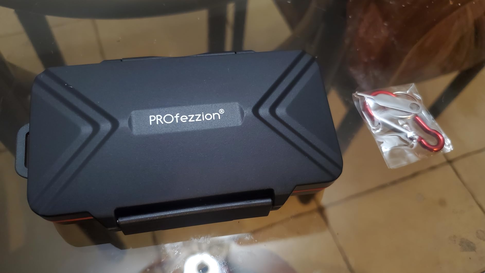PROfezzion 48 Slots Weatherproof Memory Card Carrying Case Holder for CFexpress Type B, XQD, CF, Cfast, CompactFlash, CF Express Type-B, SD & MicroSD Cards (Not for CFexpress Type-A Card) customer photo 2