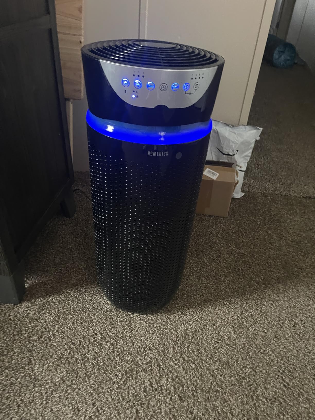 Homedics 5-in-1 UV-C Air Purifier - 360-Degree HEPA Filter for 1,593 Sq Ft, Extra Large Air Purifiers for Bedroom and Home, Essential Oil Pads, Built-In Timer, 5 Speed Settings for Large Rooms, Black customer photo 2