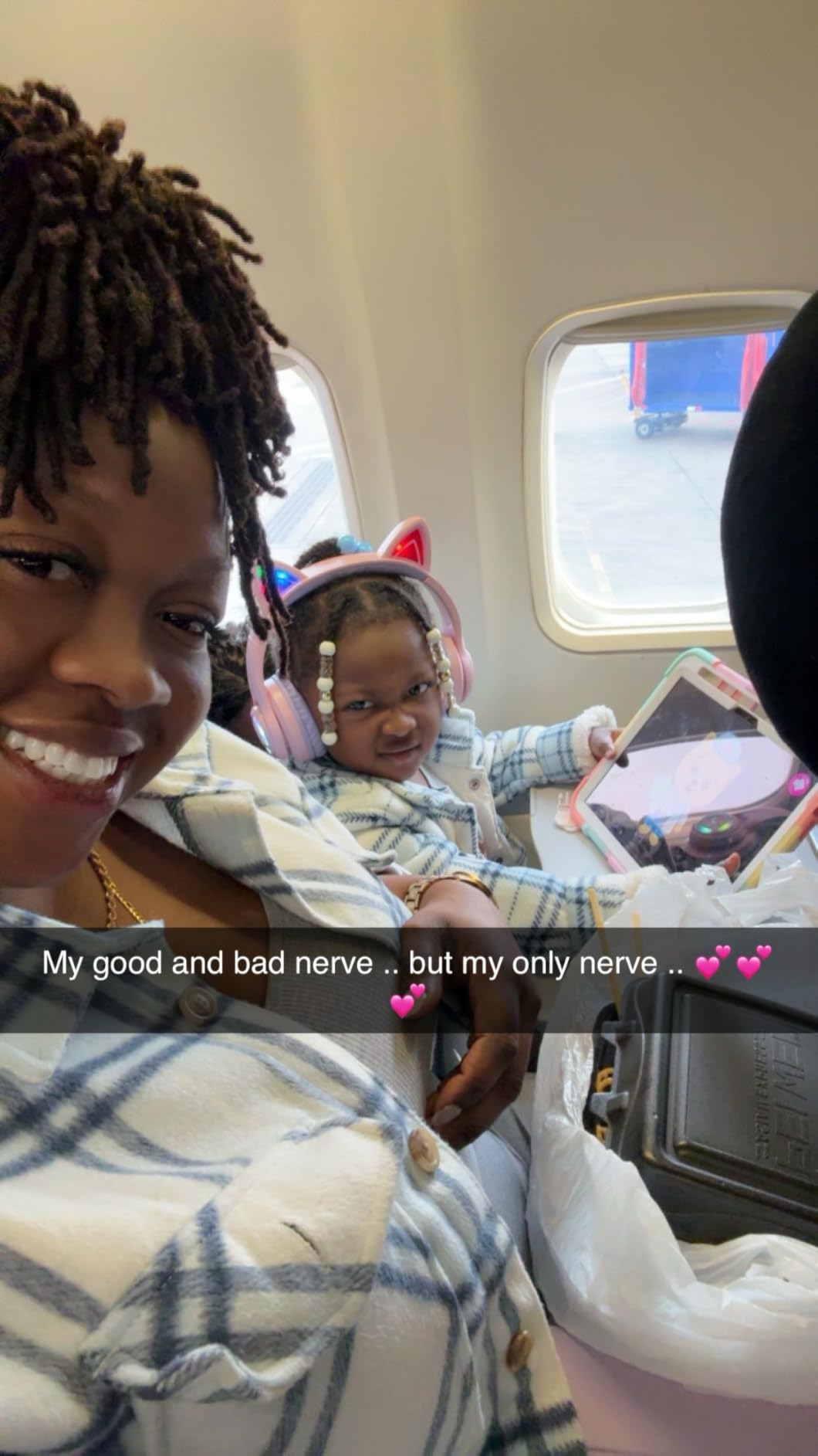 iClever Cat Ear Kids Bluetooth Headphones, LED Lights Up, 74/85dBA Safe Volume Limited, 50H Playtime,Bluetooth 5.2, USB C, Kids Headphones Wireless for Travel iPad Tablet, Meow Macaron Pink customer photo 1