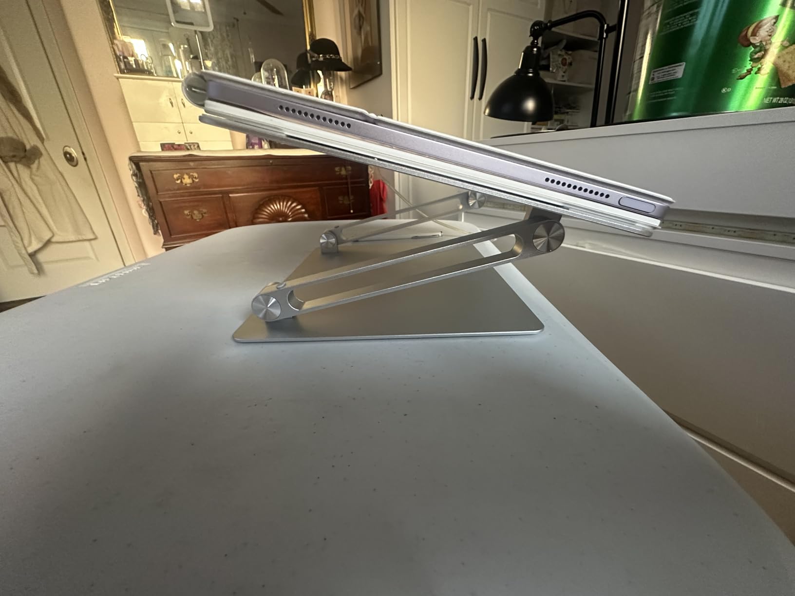 Lamicall Adjustable Laptop Stand, Portable Laptop Riser, Aluminum Laptop Stand for Desk Foldable, Ergonomic Computer Notebook Holder customer photo 1