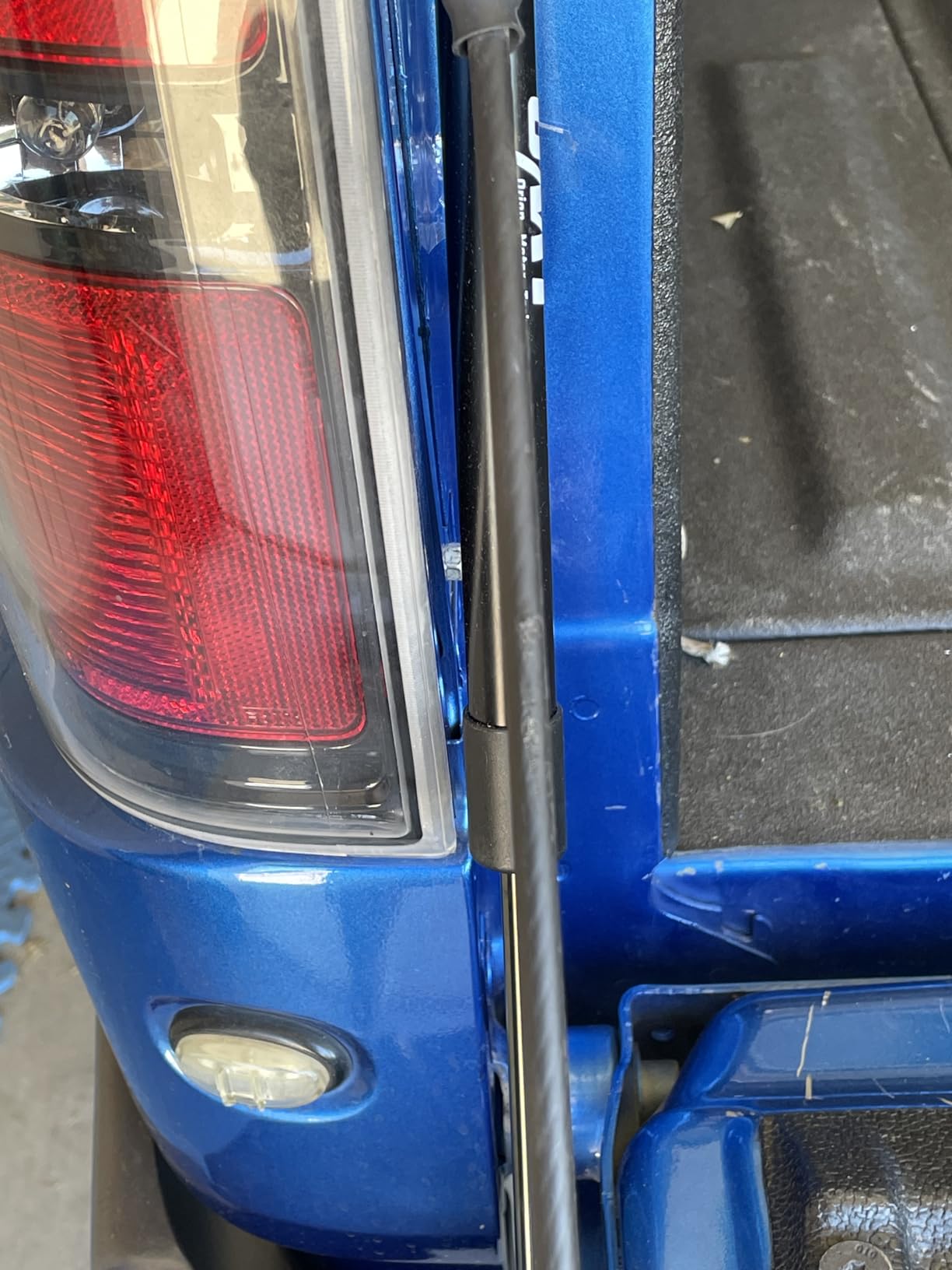 Orion Motor Tech Compatible with 04-14 F150 and 06-08 Lincoln Mark LT Tailgate Assist, Truck Tail Gate Lift Assist Tailgate Shock Compatible with 2004-2014 Ford F-150 & 2006-2008 Lincoln Mark LTS customer photo 2